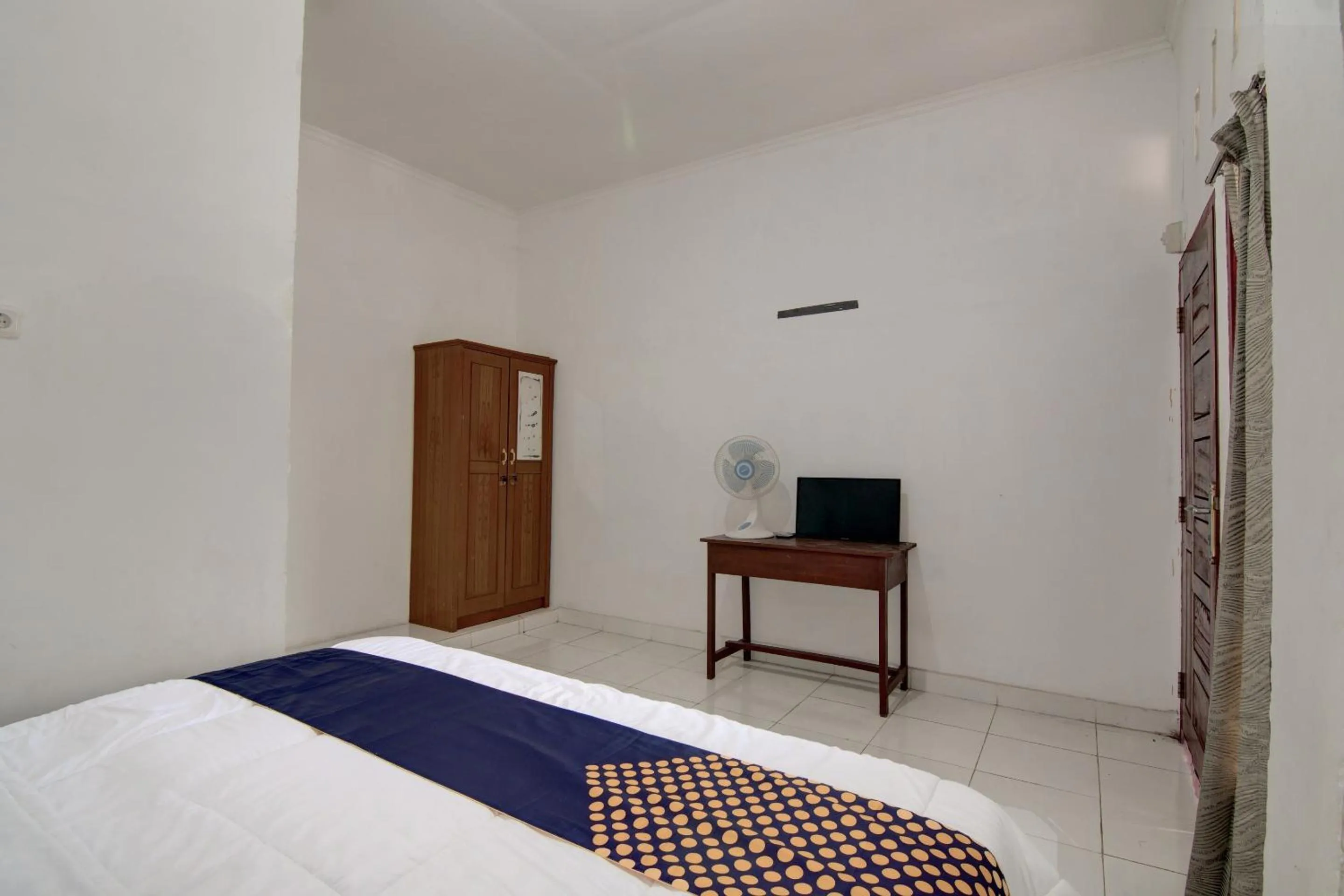 Bedroom, Bed in Hotel O Homestay Baiturrahmah Syariah