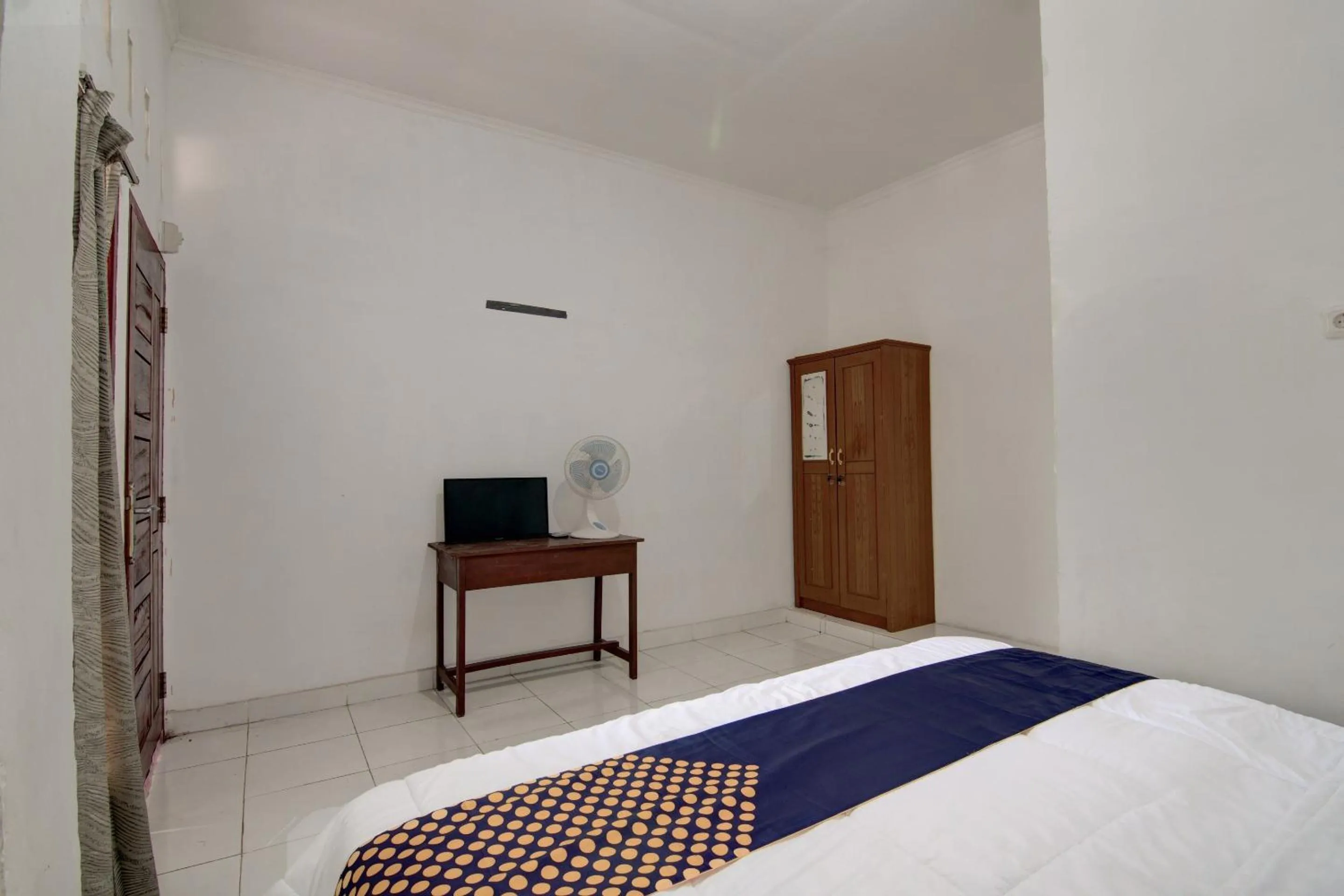 Bedroom, Bed in Hotel O Homestay Baiturrahmah Syariah