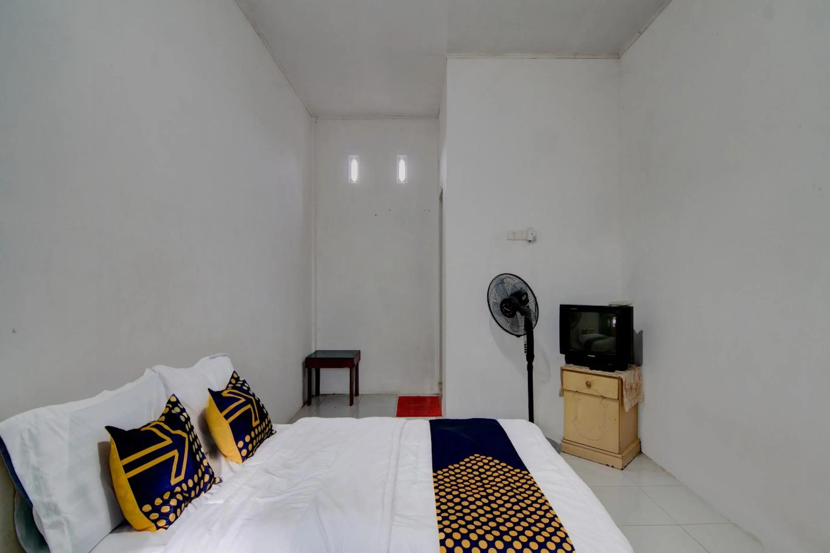 Bedroom, Bed in Hotel O Homestay Baiturrahmah Syariah