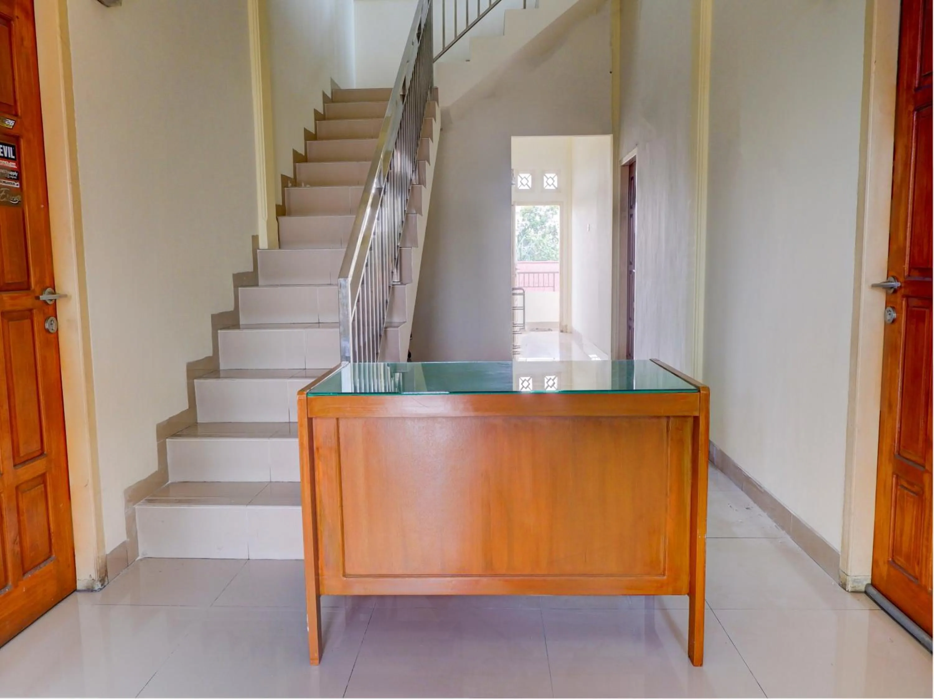 Lobby or reception in OYO Life 92637 Kost Arya Exclusive