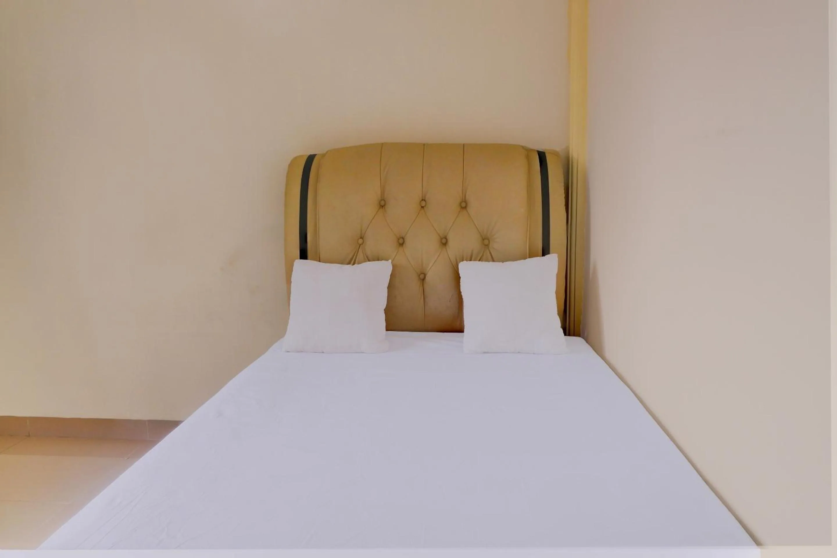 Bedroom, Bed in OYO Life 92637 Kost Arya Exclusive