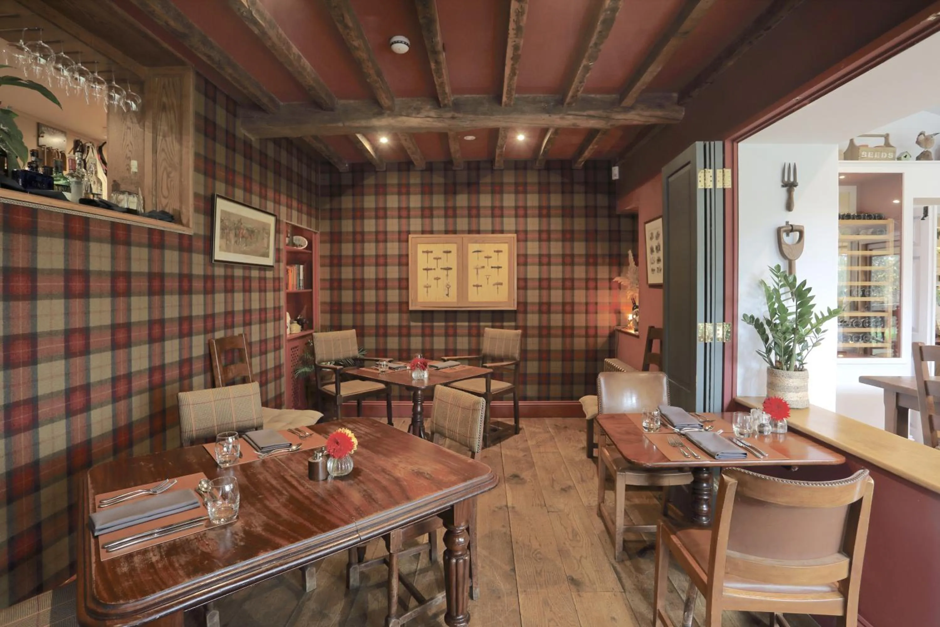 Restaurant/places to eat in The Feathered Nest Inn