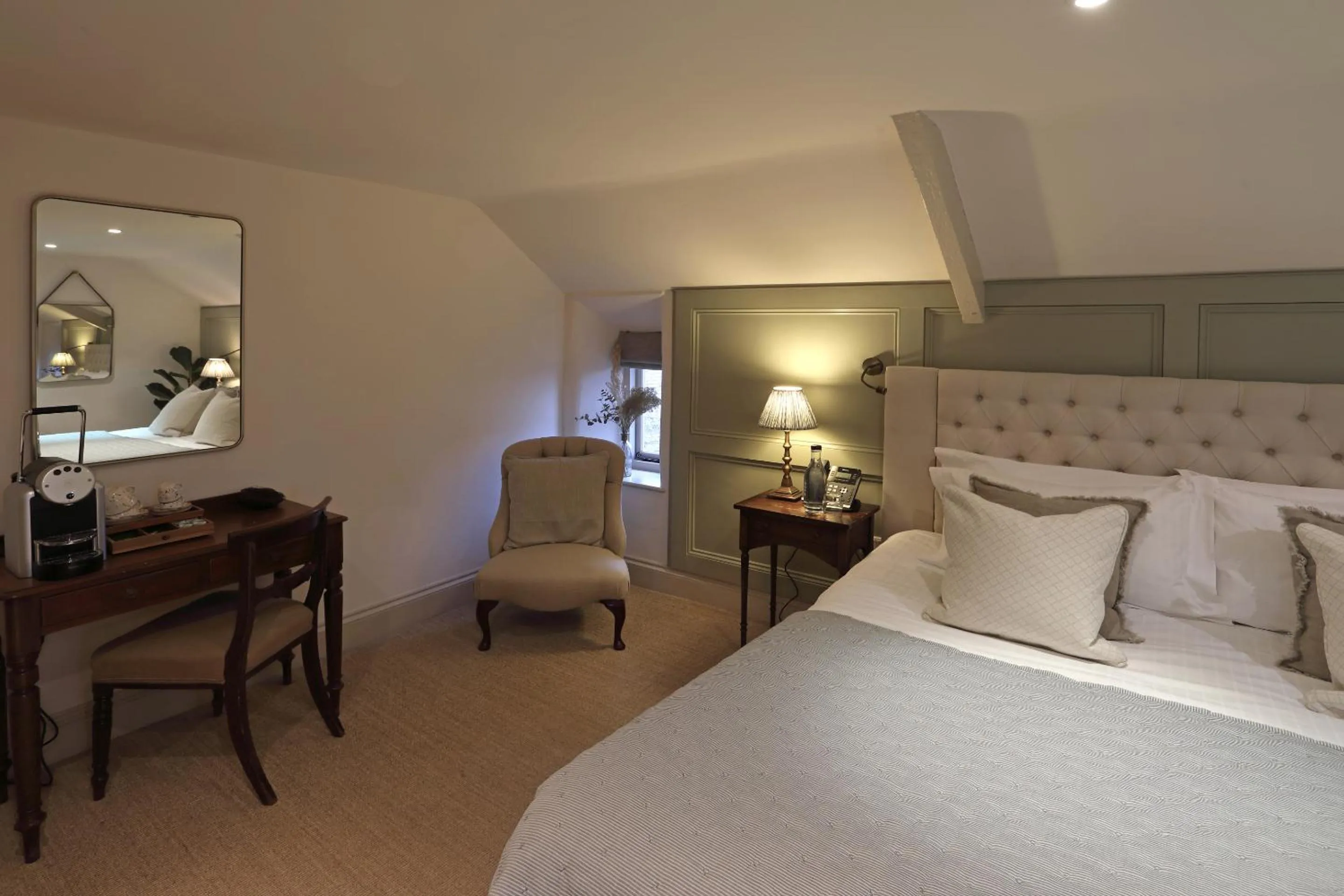 Bedroom in The Feathered Nest