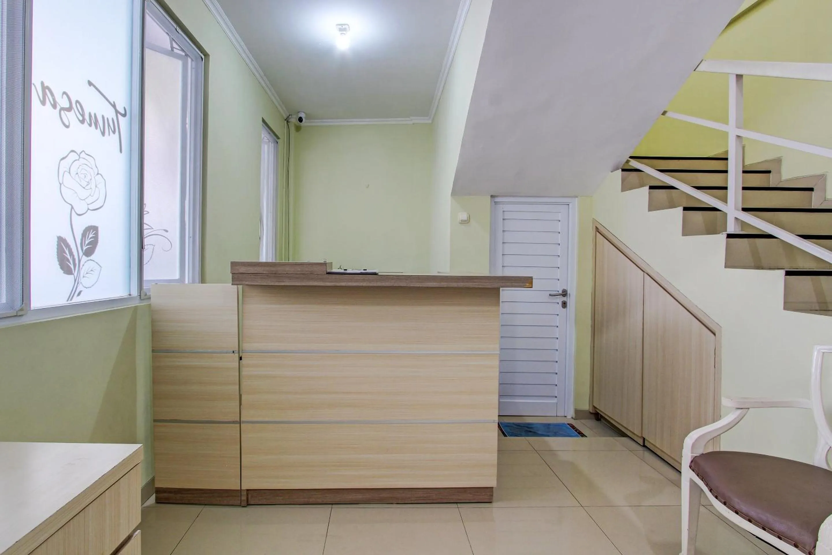 Lobby or reception in Hotel O Tumesa Homestay 2 Syariah