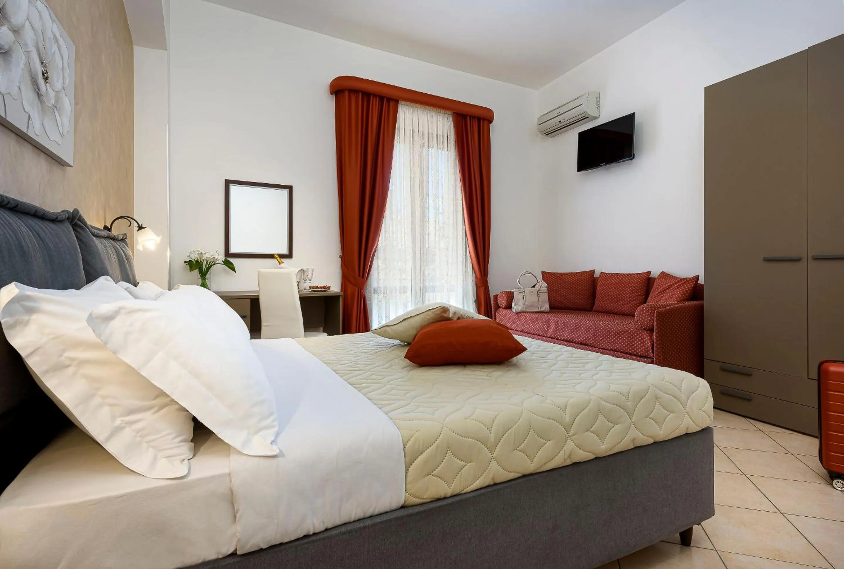 Bedroom, Bed in Hotel La Darsena