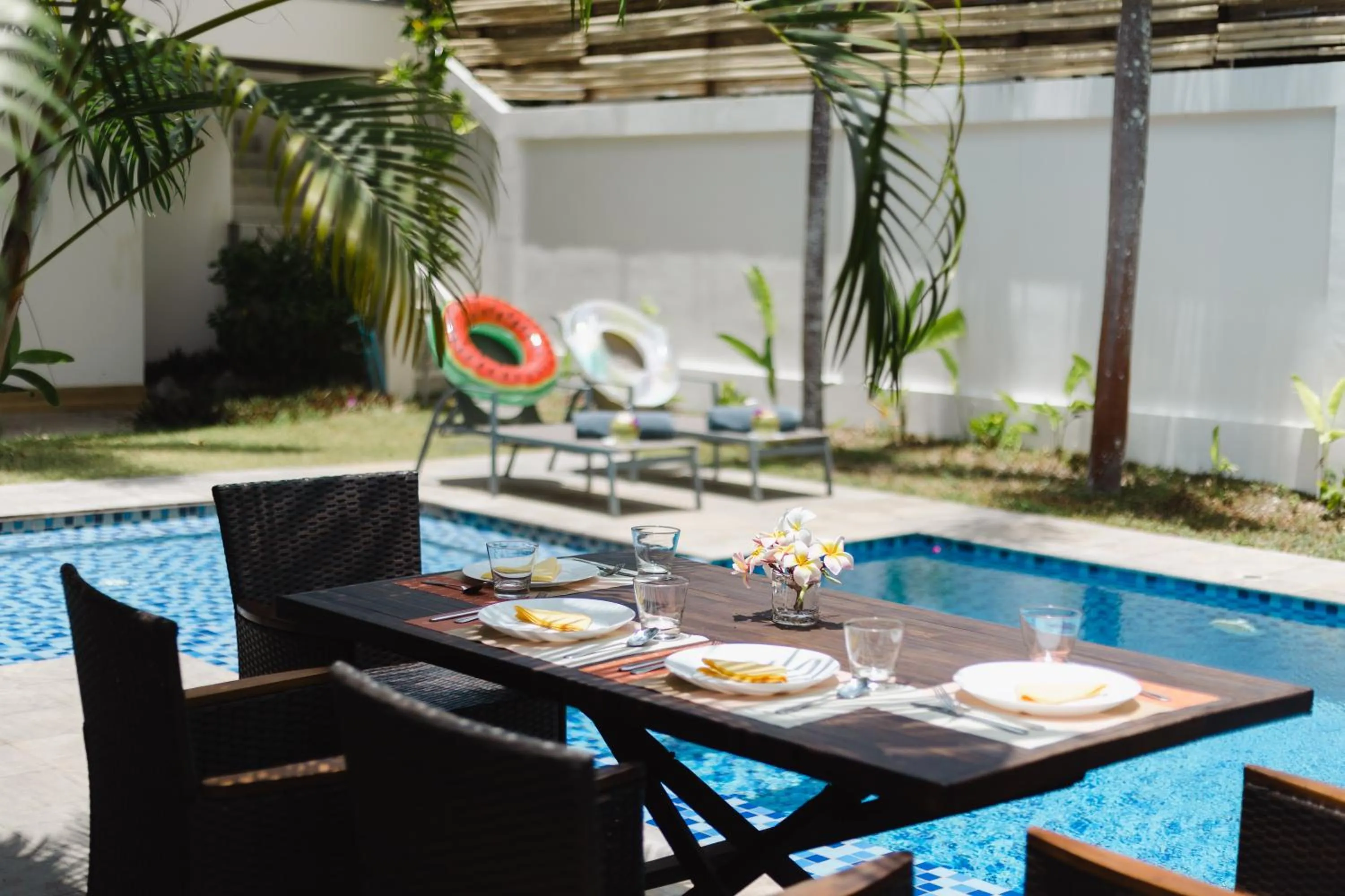 Patio in Cliff Haven Villa Krabi