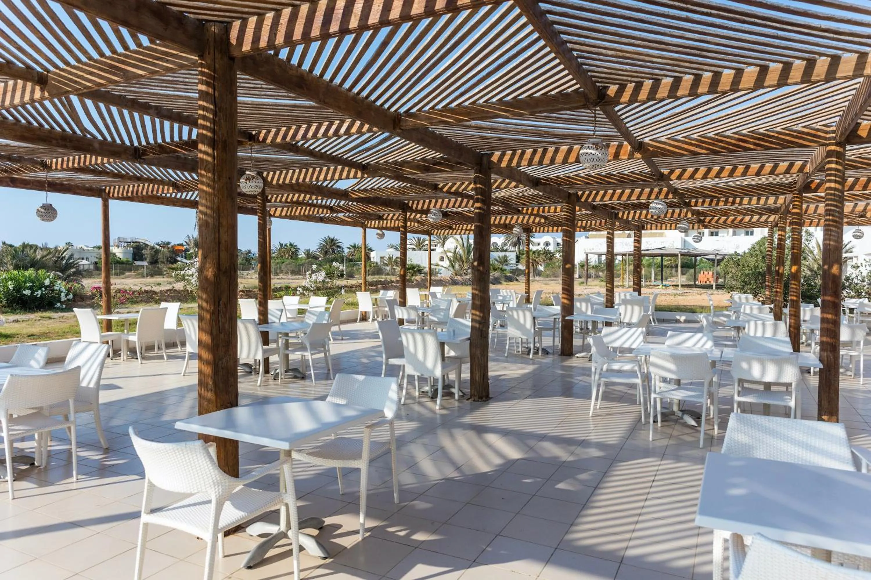 Lounge or bar in TMK Marine Beach by Turismark