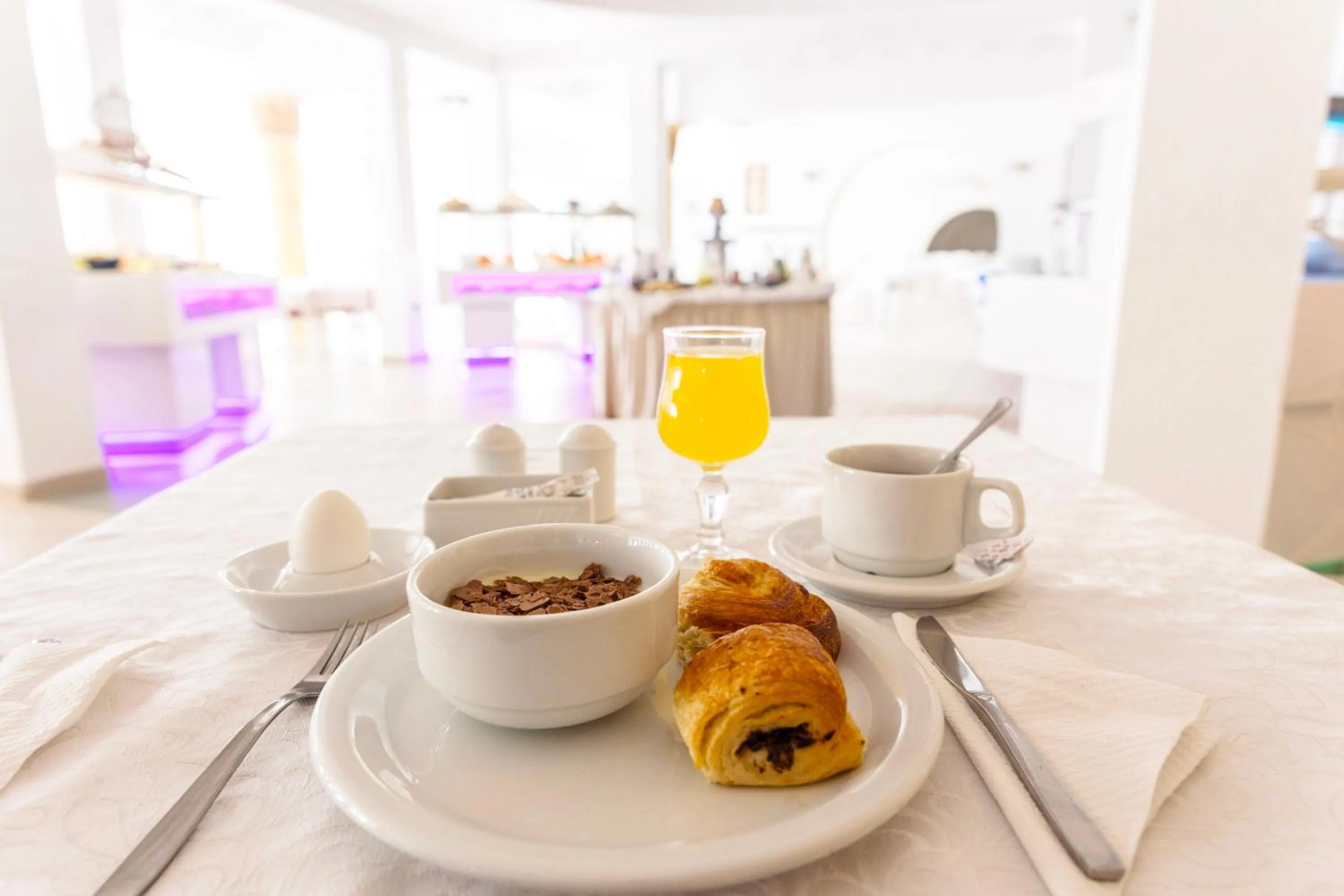 Breakfast in TMK Marine Beach by Turismark