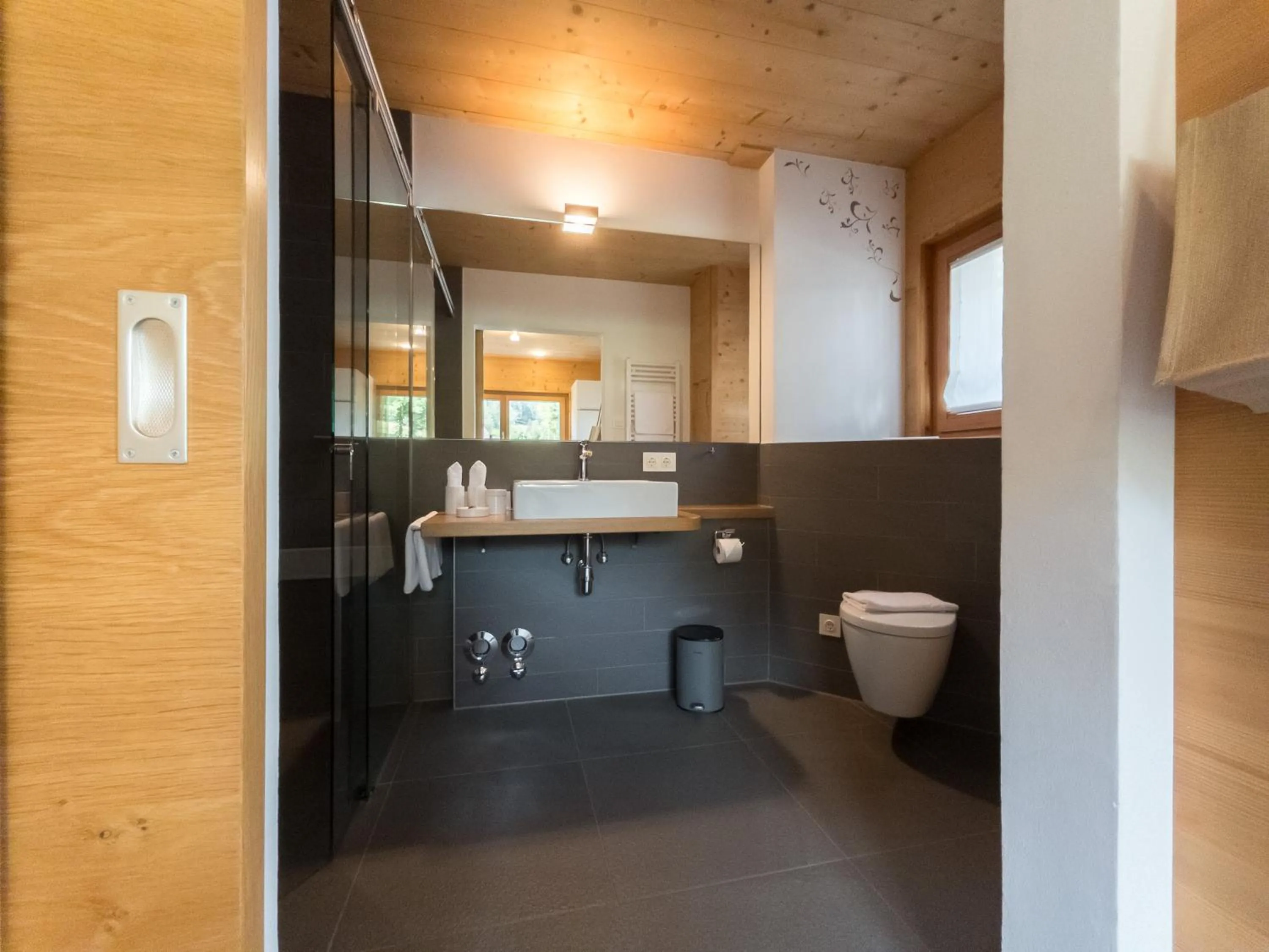 Bathroom in Ferienwohnung Hohe Stein I Wellnessbereich I Schwarzwald I ZeiTraum