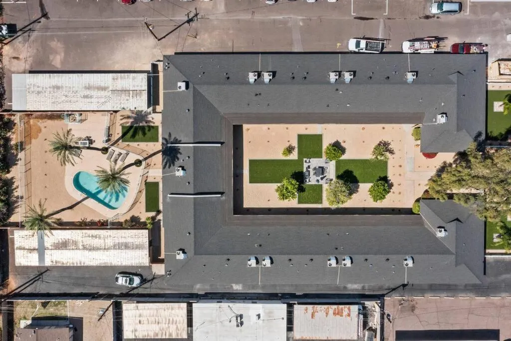 Lovely 1-bedroom condo in Biltmore - Parking