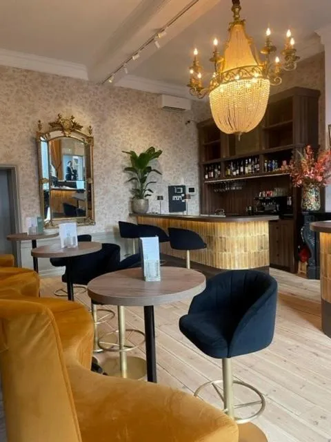 Lounge or bar in Hampshire Hotel - 's Gravenhof Zutphen