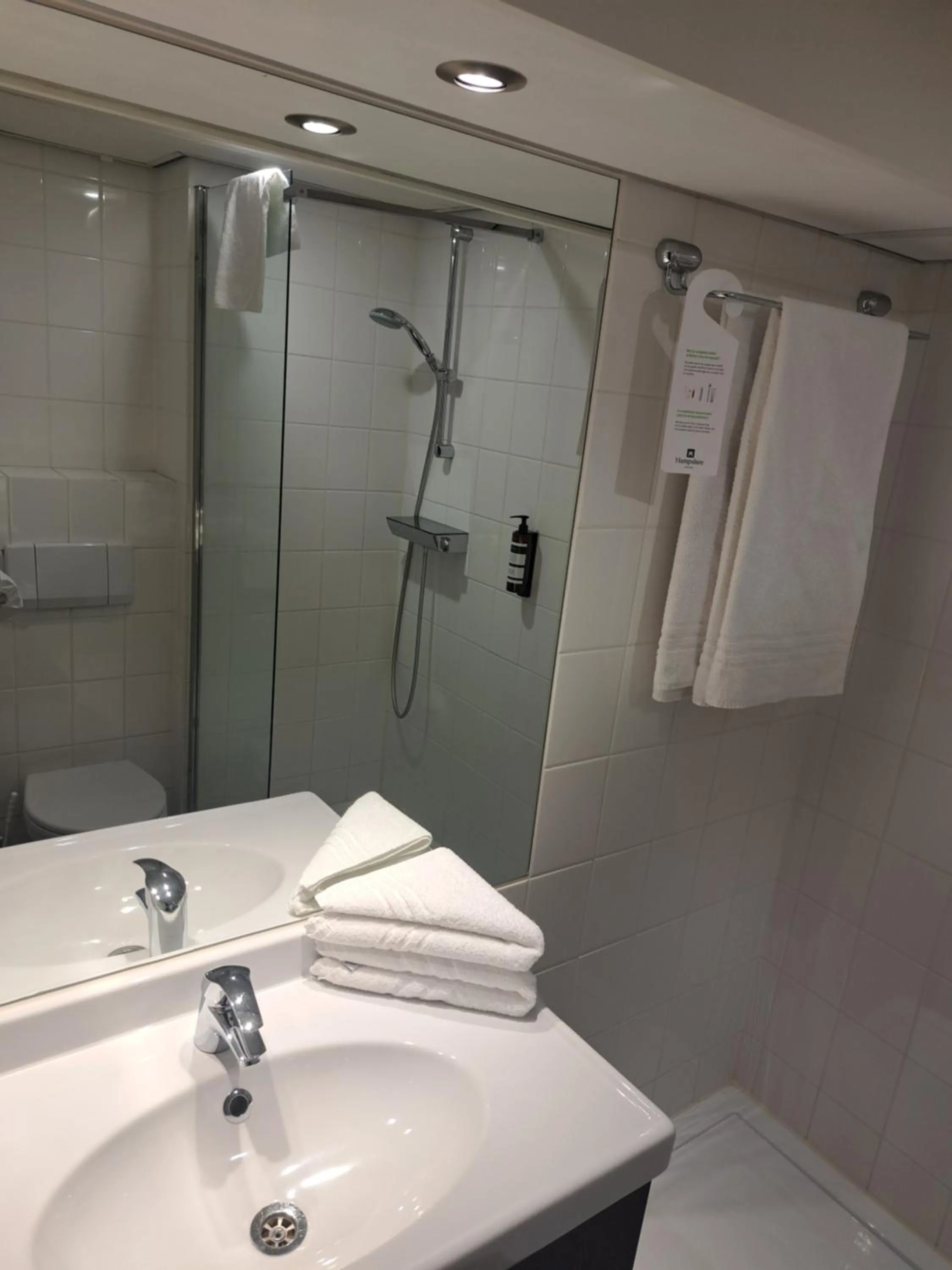 Shower in Hampshire Hotel - 's Gravenhof Zutphen