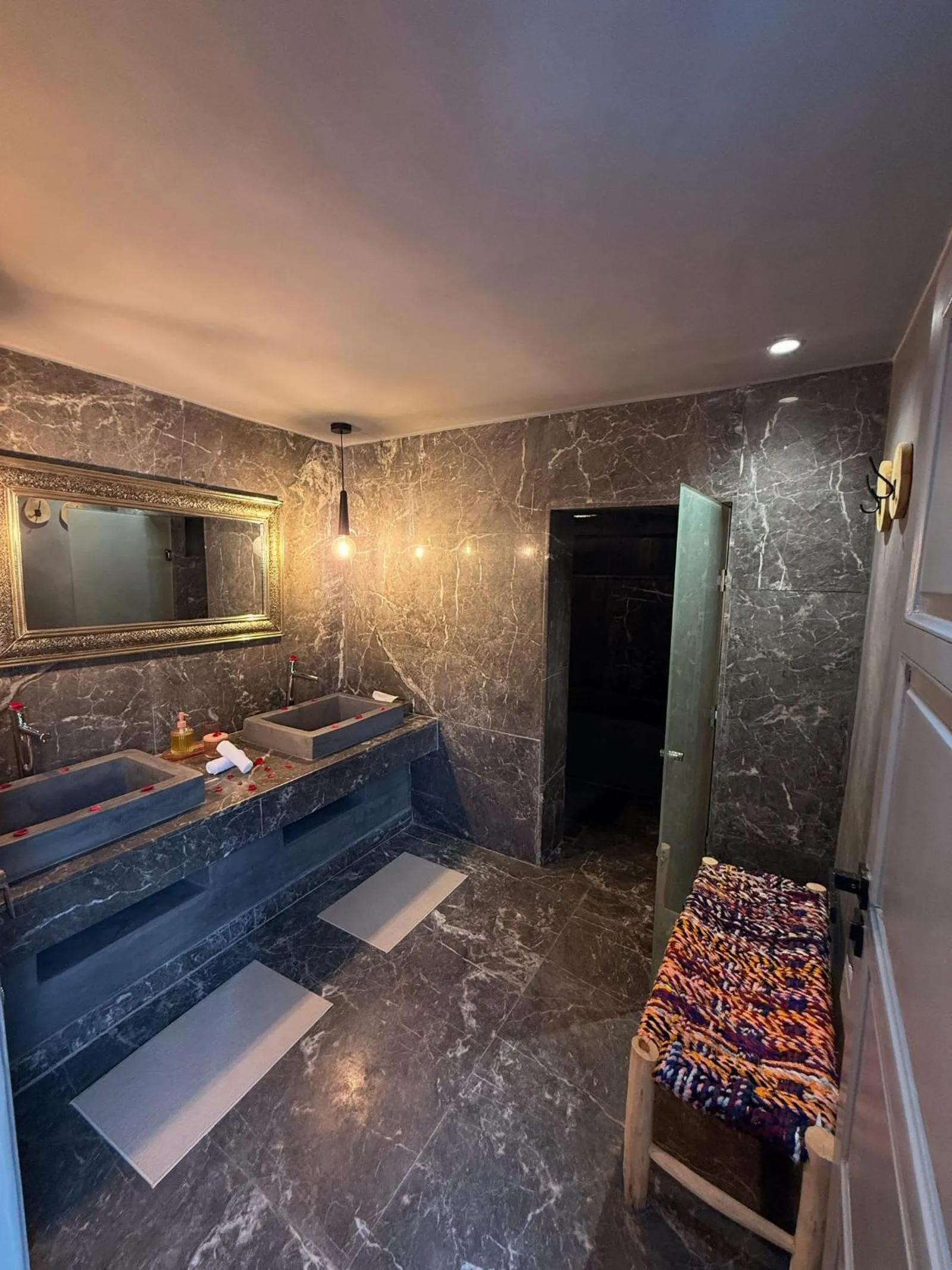 Bathroom, Bed in Riad Celema & Spa