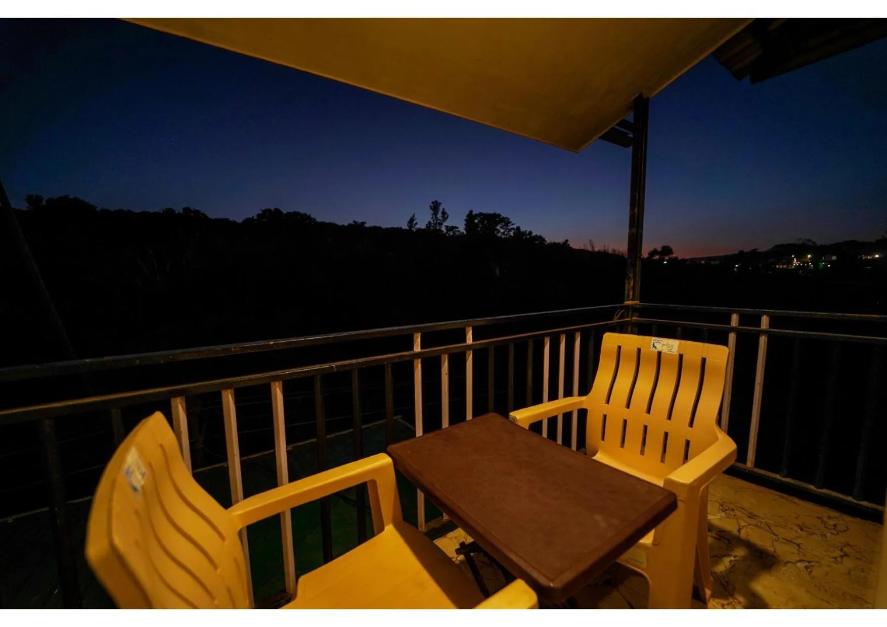 Night in Saanjh Riverside Resort