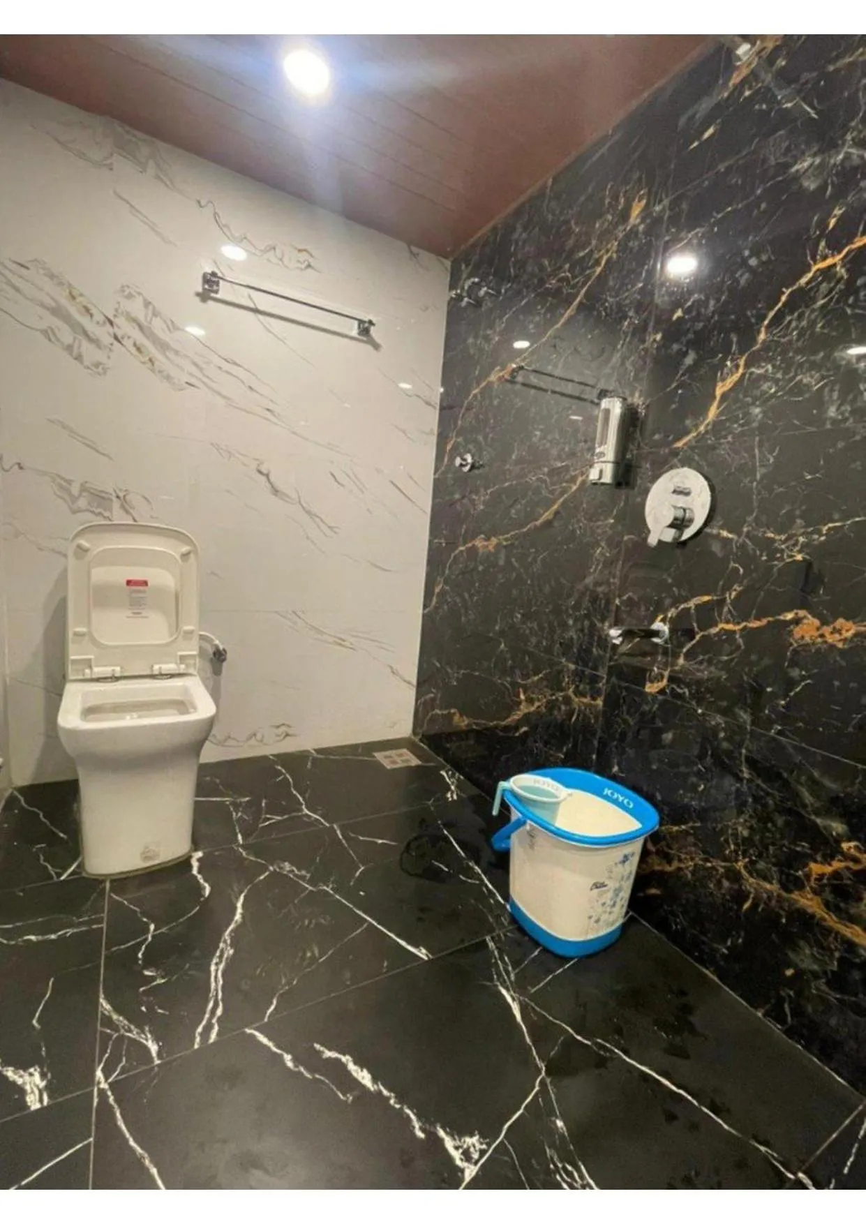 Toilet in Saanjh Riverside Resort