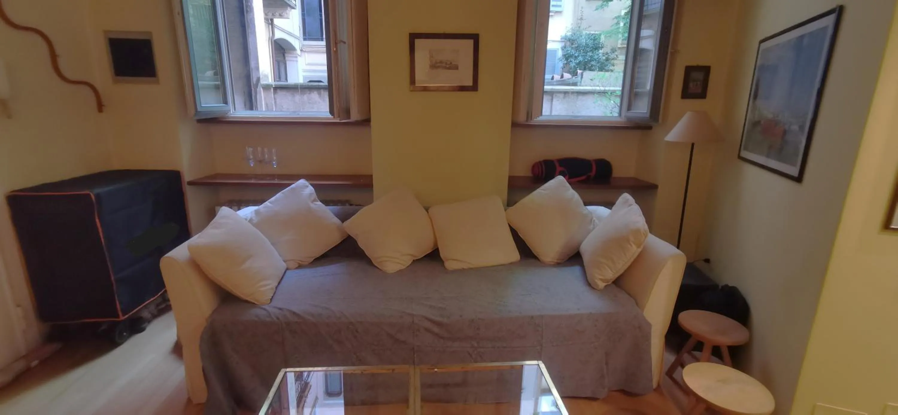 Living room, Bed in Cenacolo Apartment