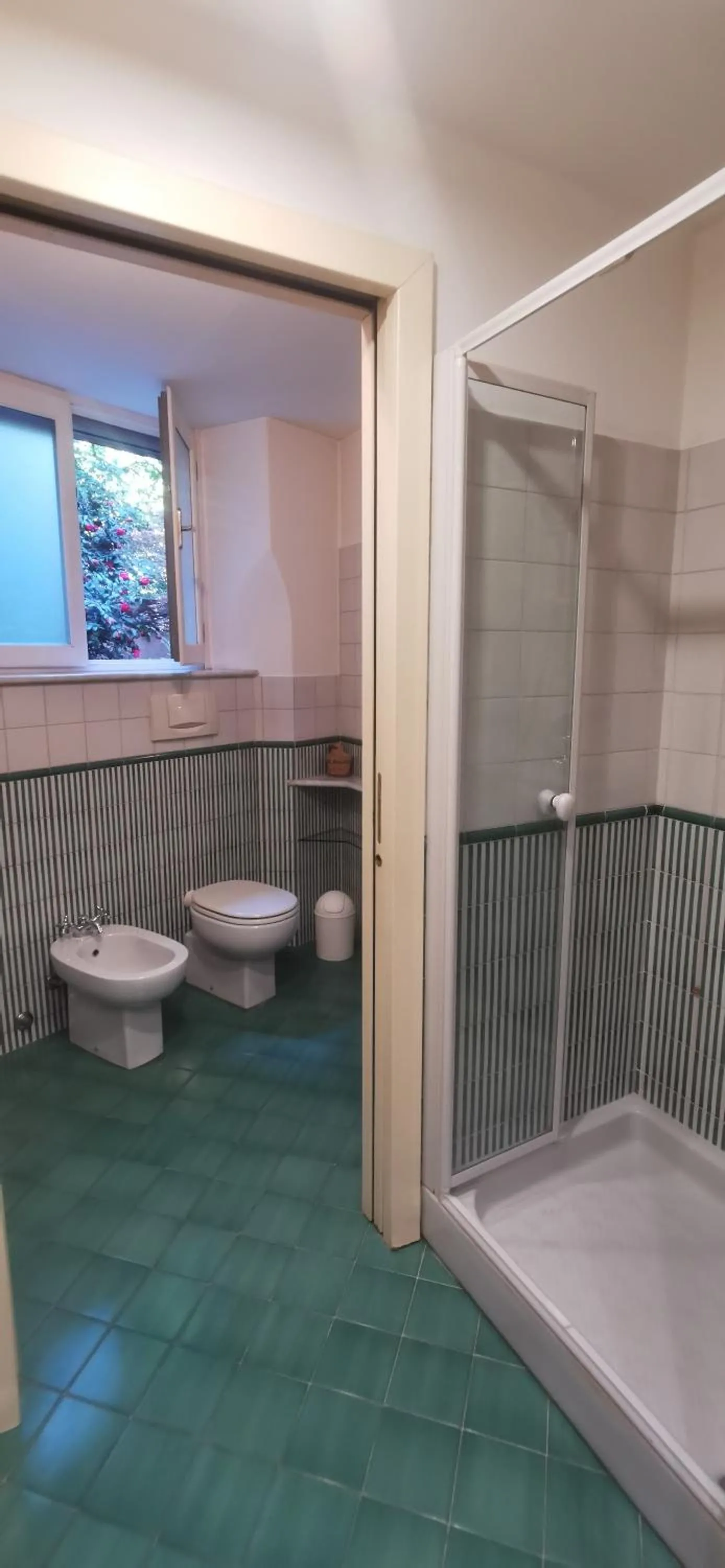 Bathroom in Cenacolo Apartment