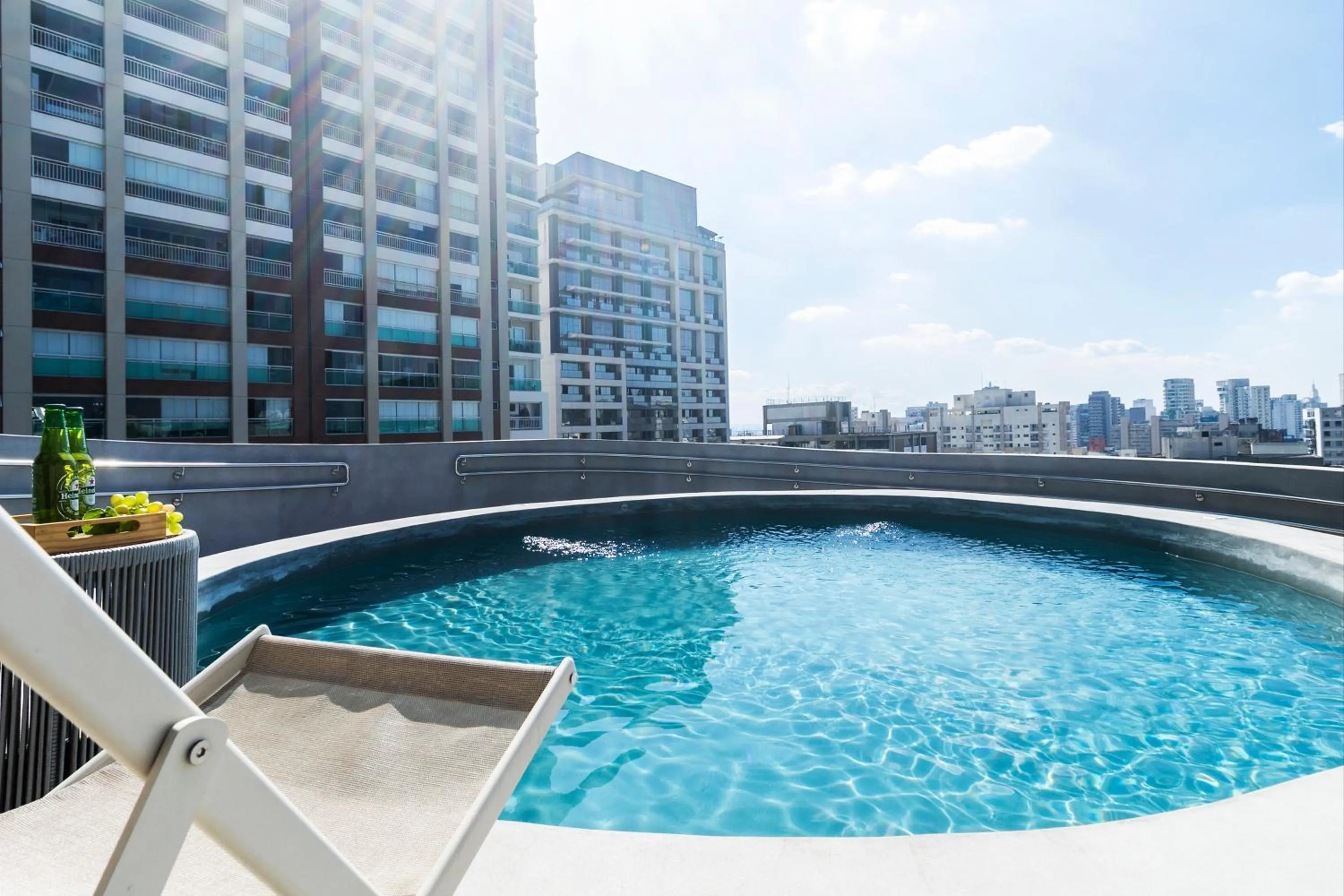 View (from property/room) in Moderno | Próximo ao Metrô e ao Shopping | Piscina