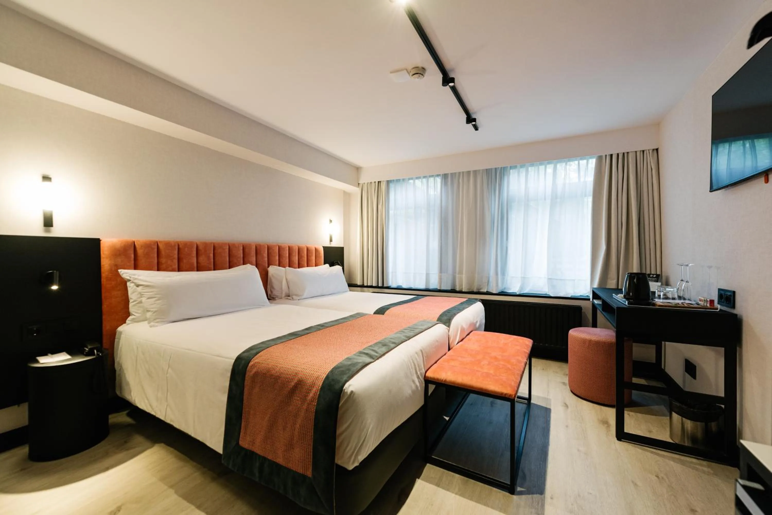 Bed in Catalonia Vondel Amsterdam