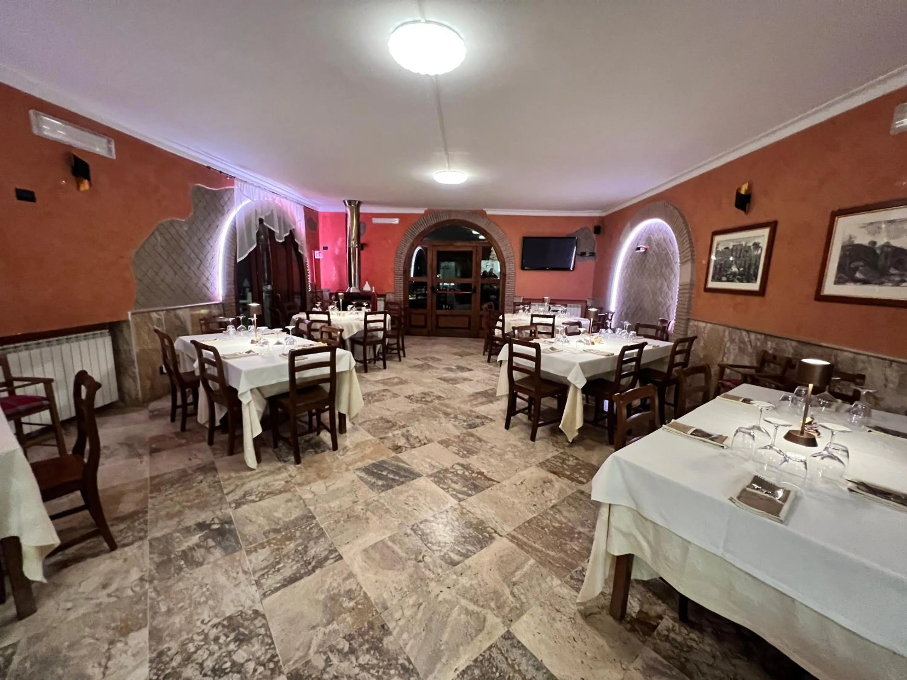 Restaurant/places to eat in The Life