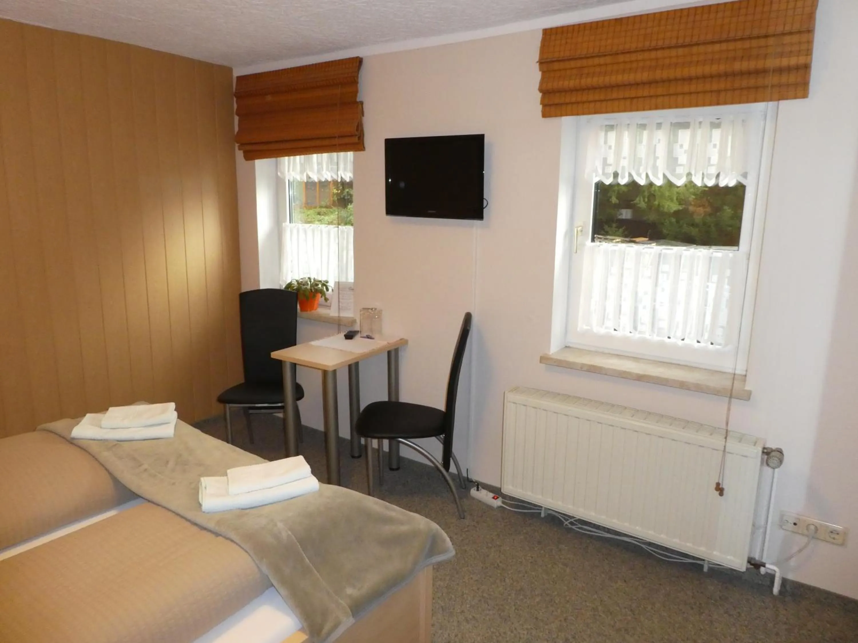 Double Room - single occupancy in Gaststätte & Pension Oelmuehle