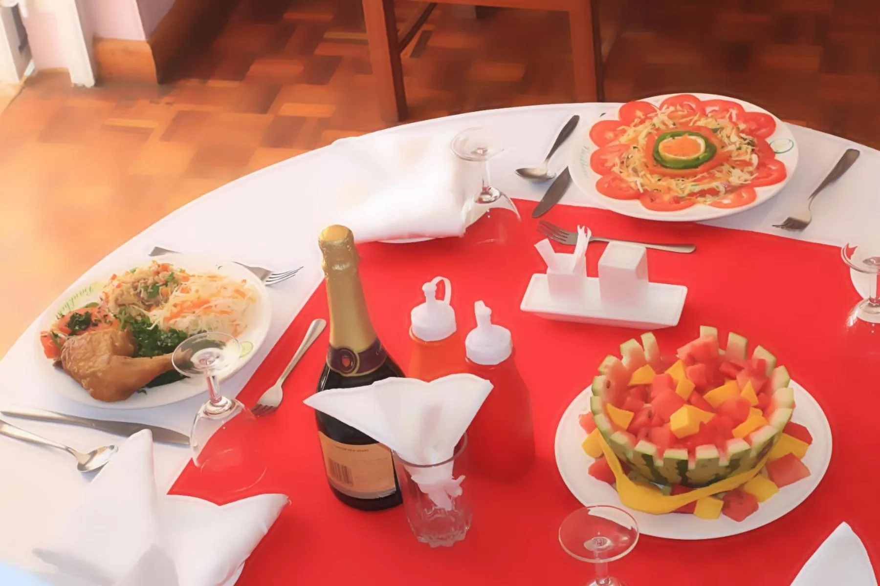 Food and drinks in Bankhouse Retreat Karen