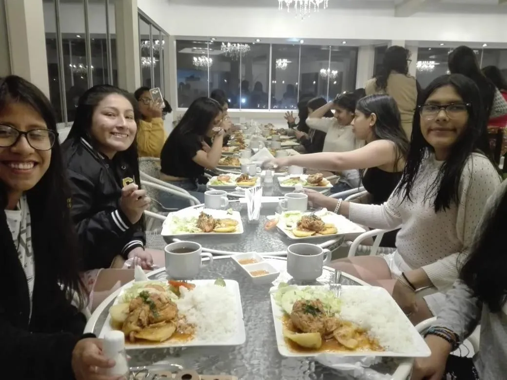 Food and drinks in HOTEL FIORELLA PARACAS