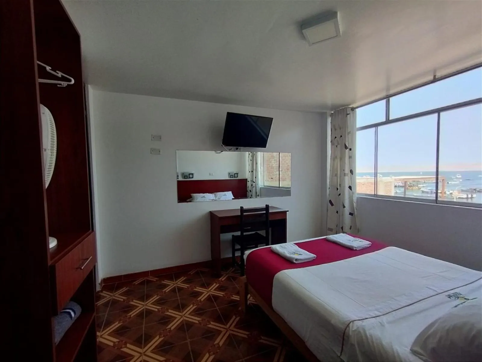 HOTEL FIORELLA PARACAS