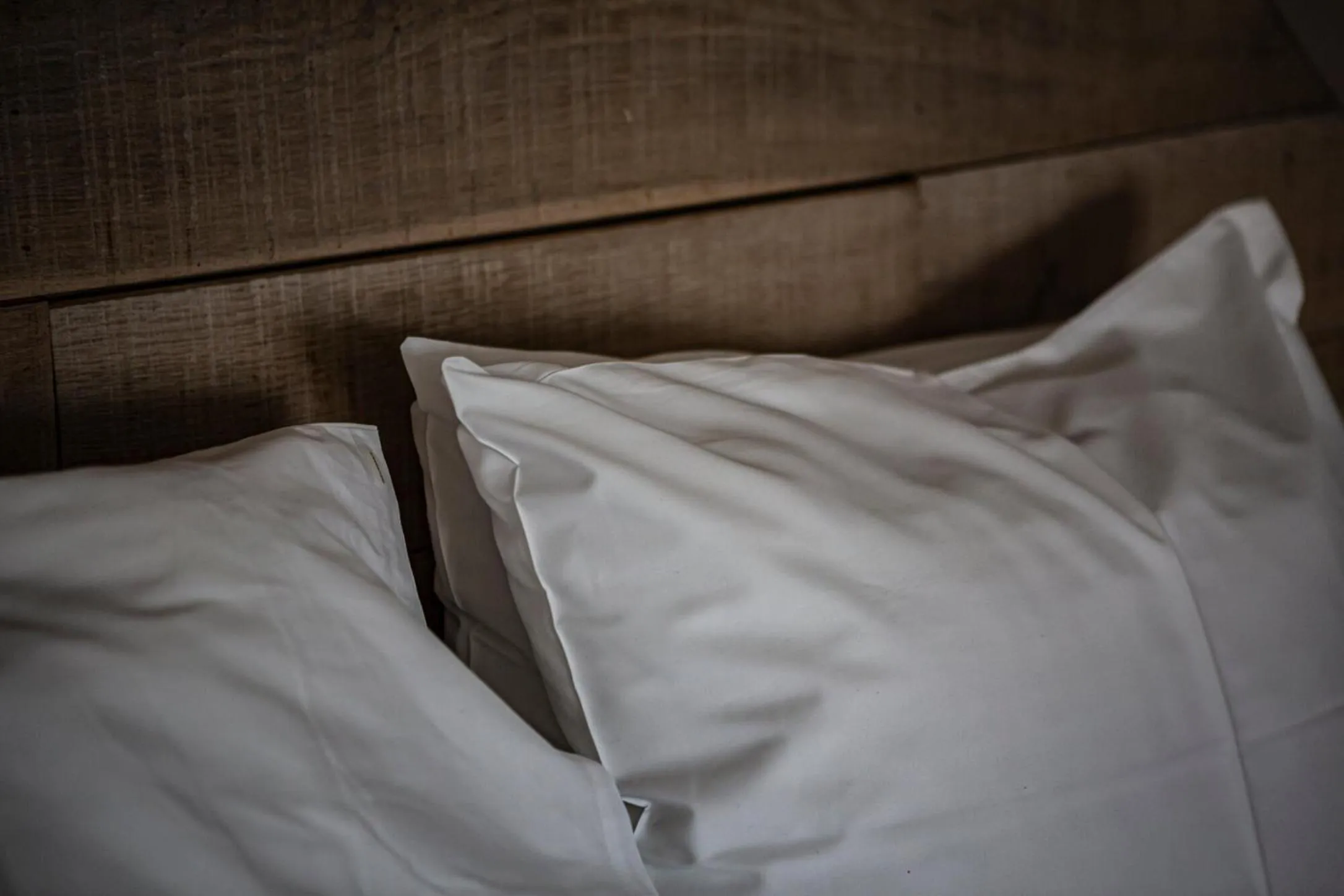 Bed in Strandhotel Camperduin