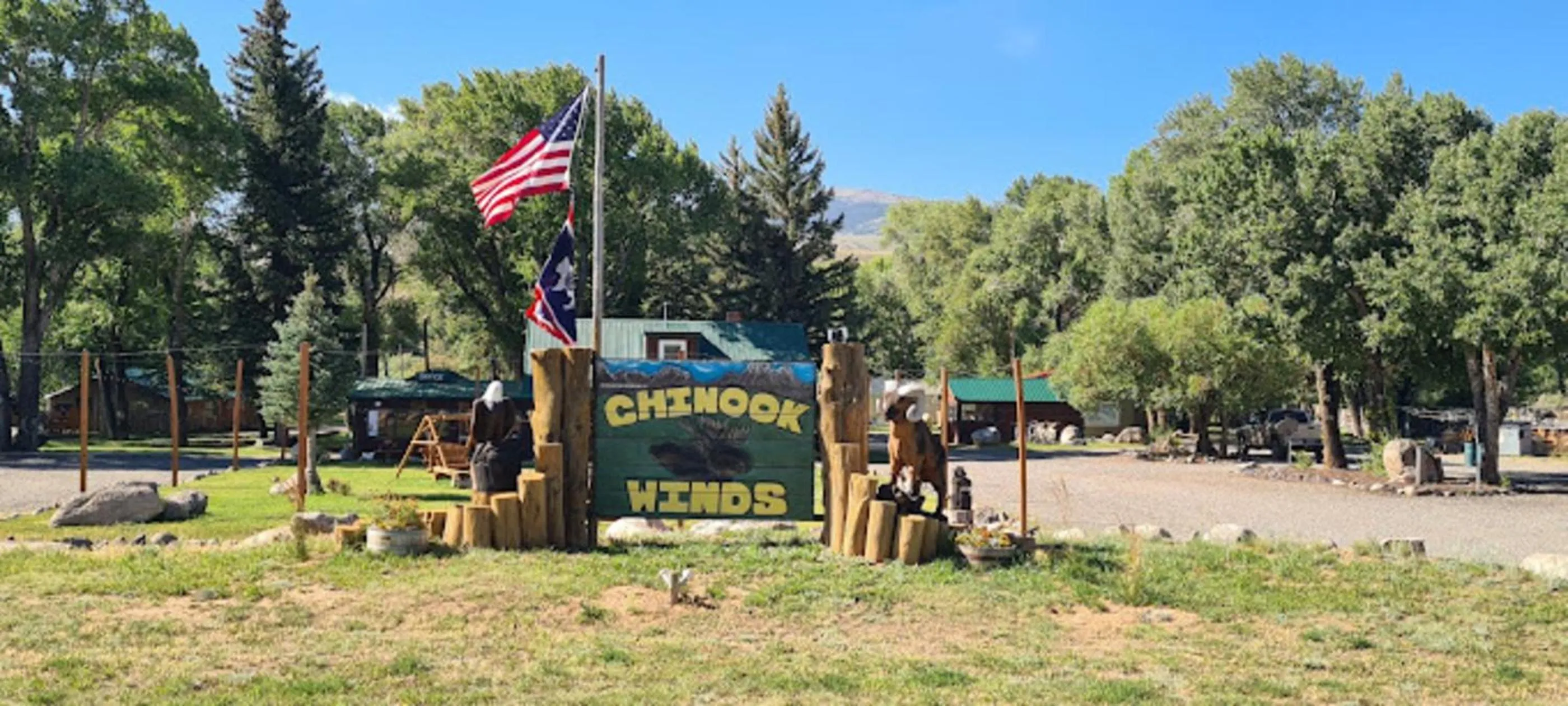 Property logo or sign in Chinook Winds Lodge