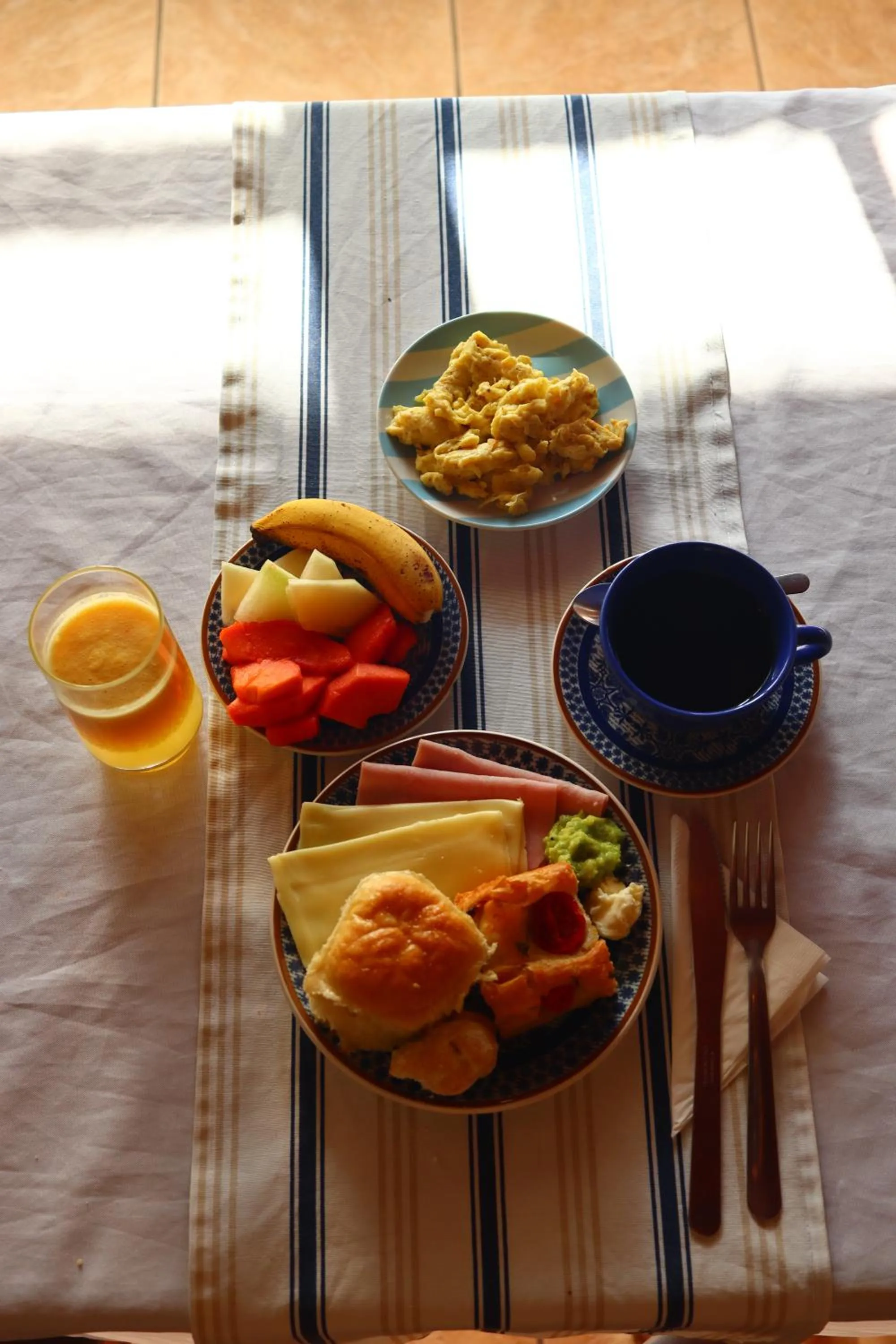 Breakfast in Garden 437 Suítes