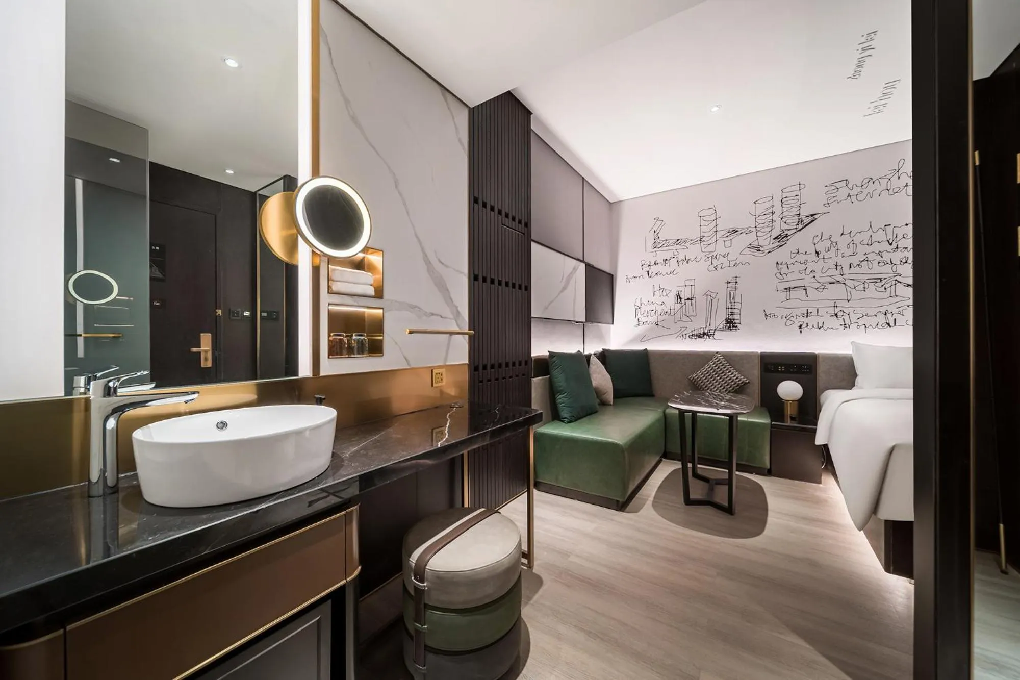 Photo of the whole room in CitiGO Hotel Shenzhen Shekou Cruise Center Seaview Near Taizi Bay K11