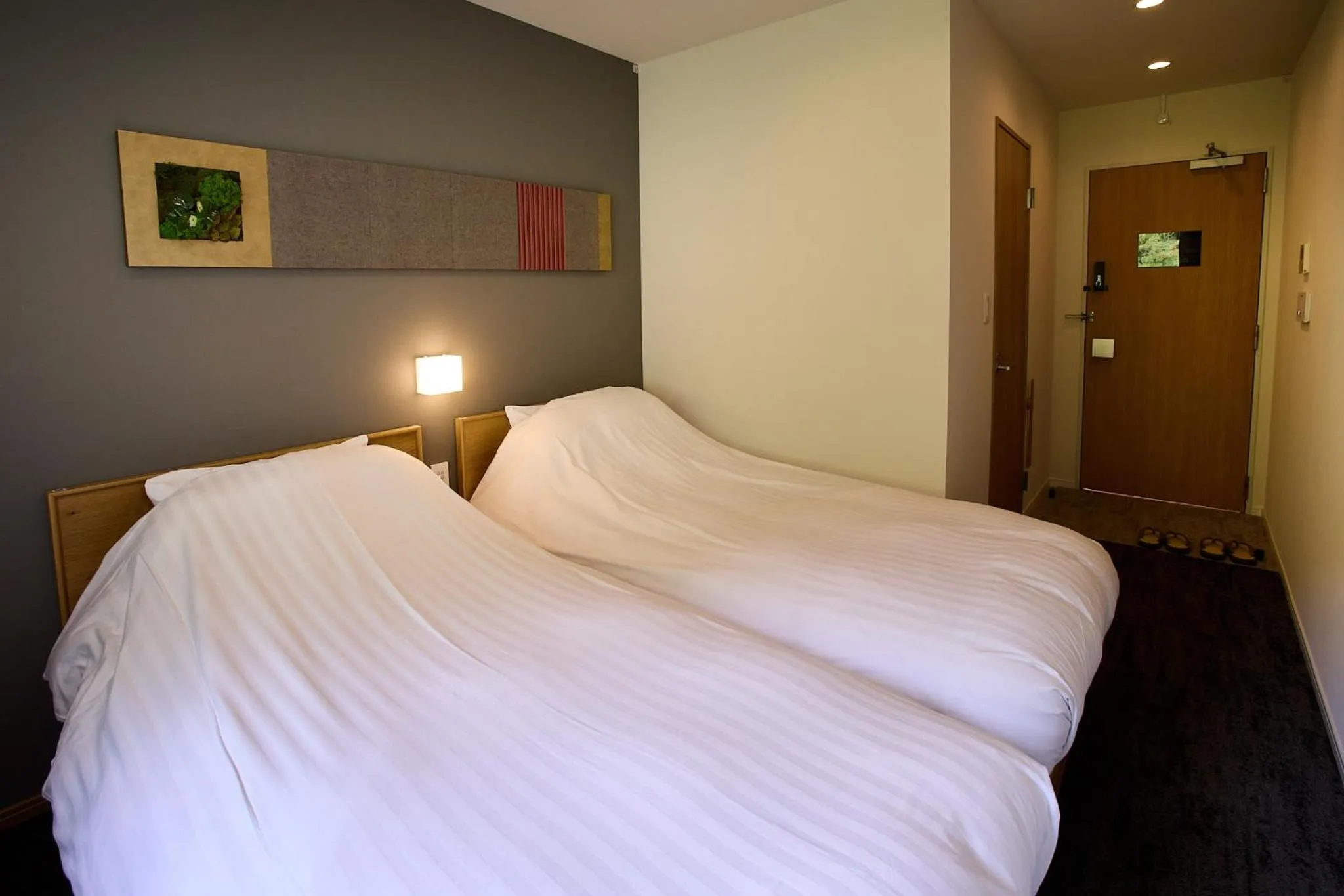 Bedroom, Bed in Bessho Onsen Midoriya