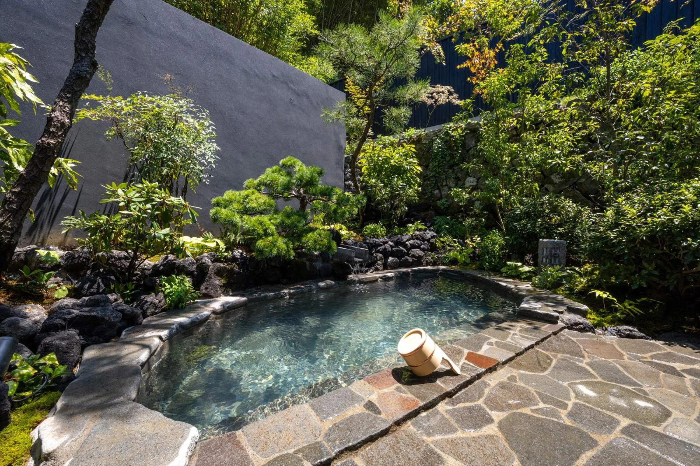 Hot Spring Bath in Bessho Onsen Midoriya