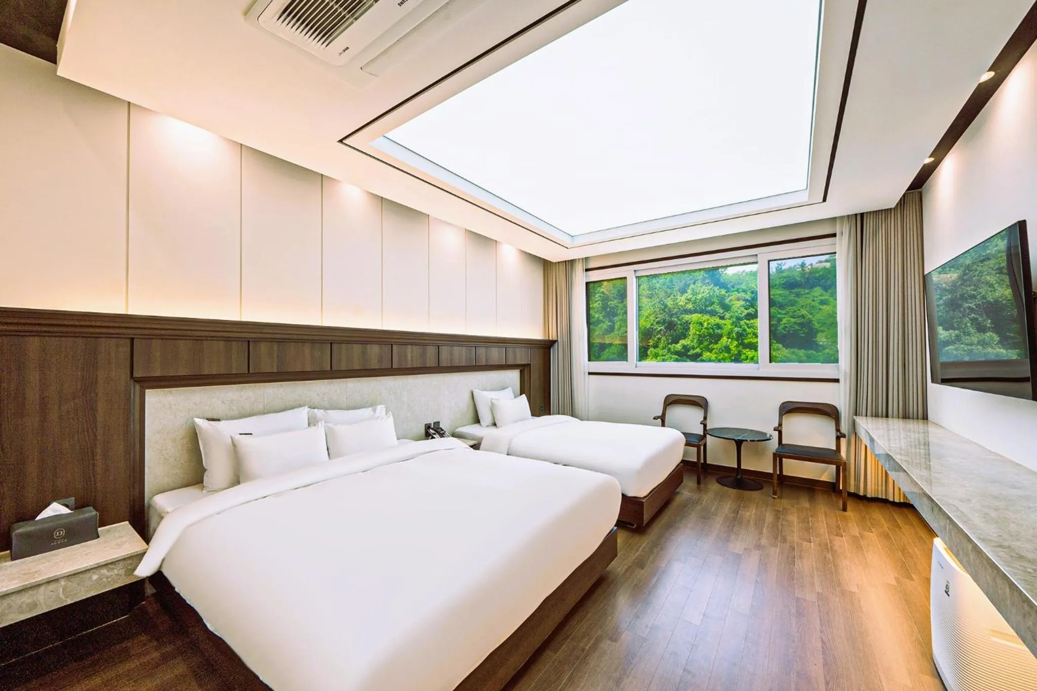 Bed in Hotel Demer Mokpo