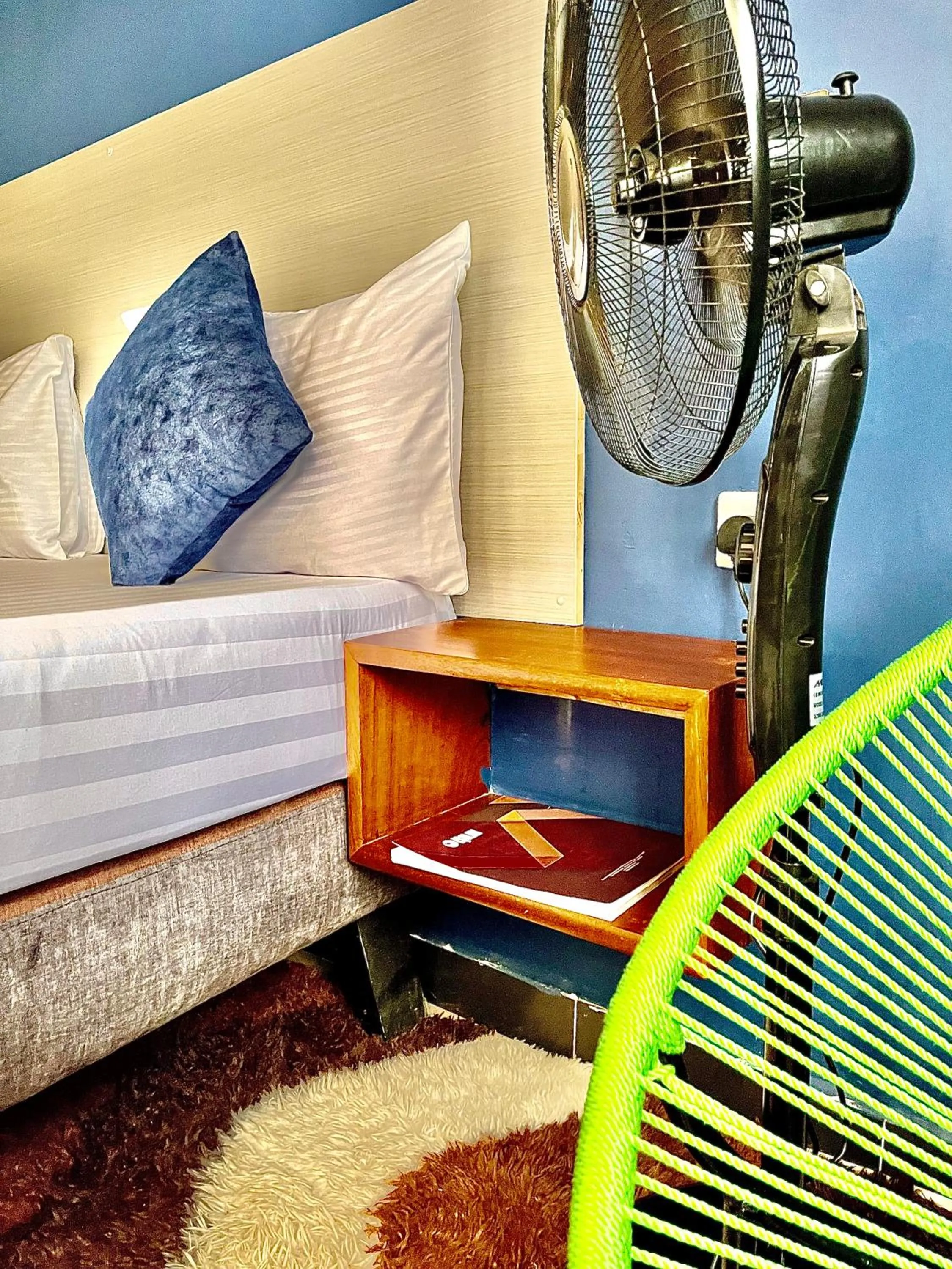 Bed in Ashleys Hotel