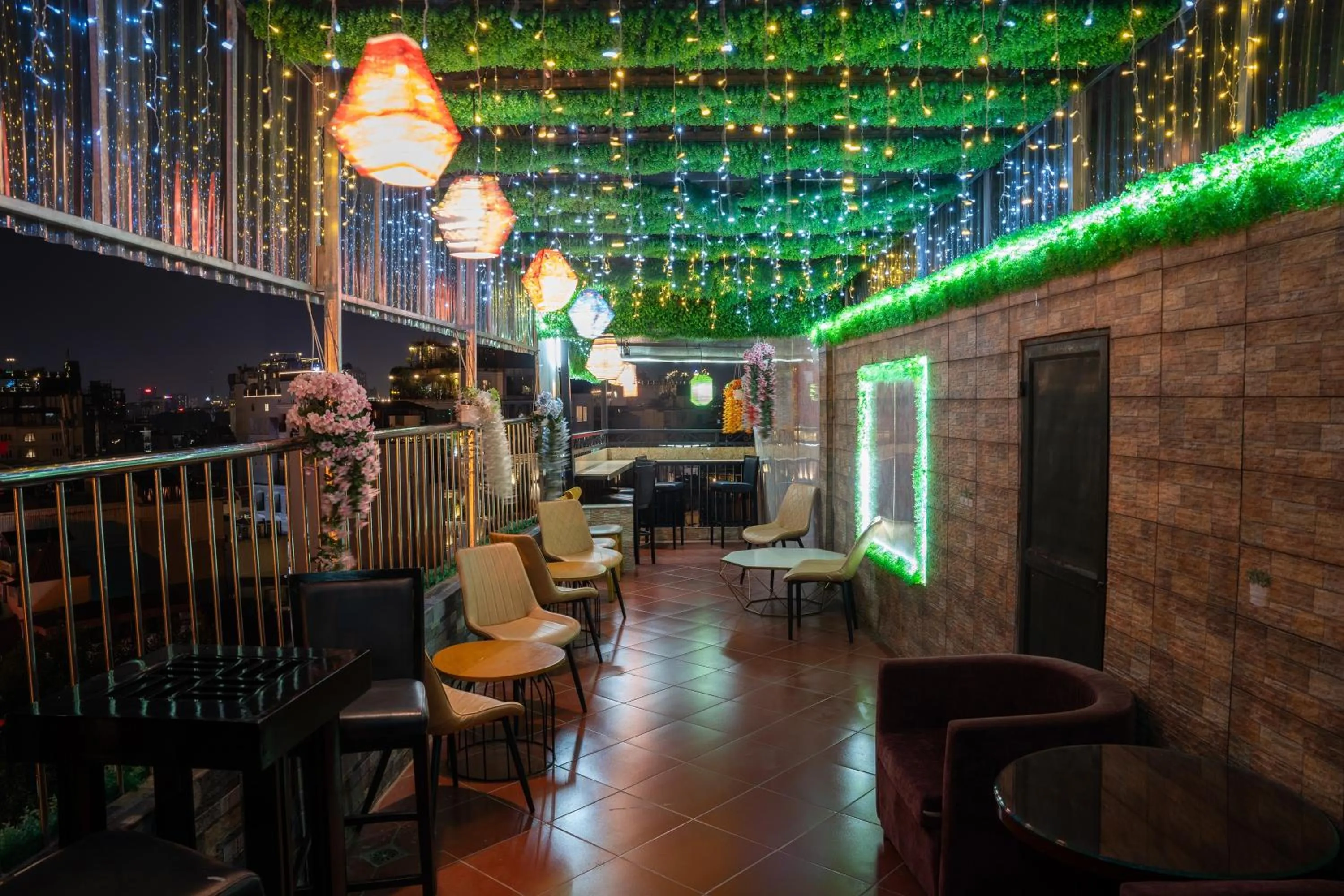 Balcony/Terrace in Hanoi Traveller House