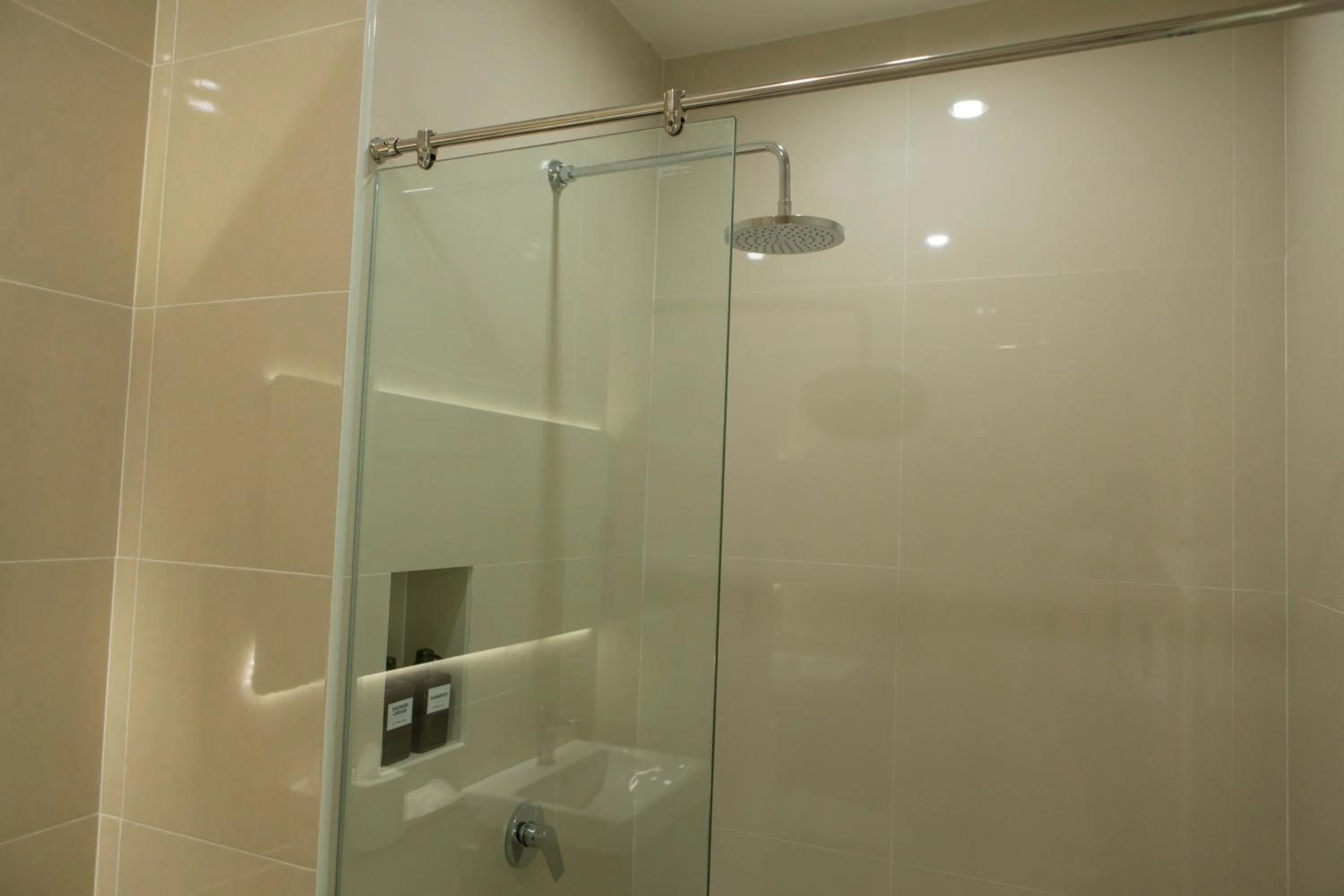 Bathroom in S1 Trang Hotel