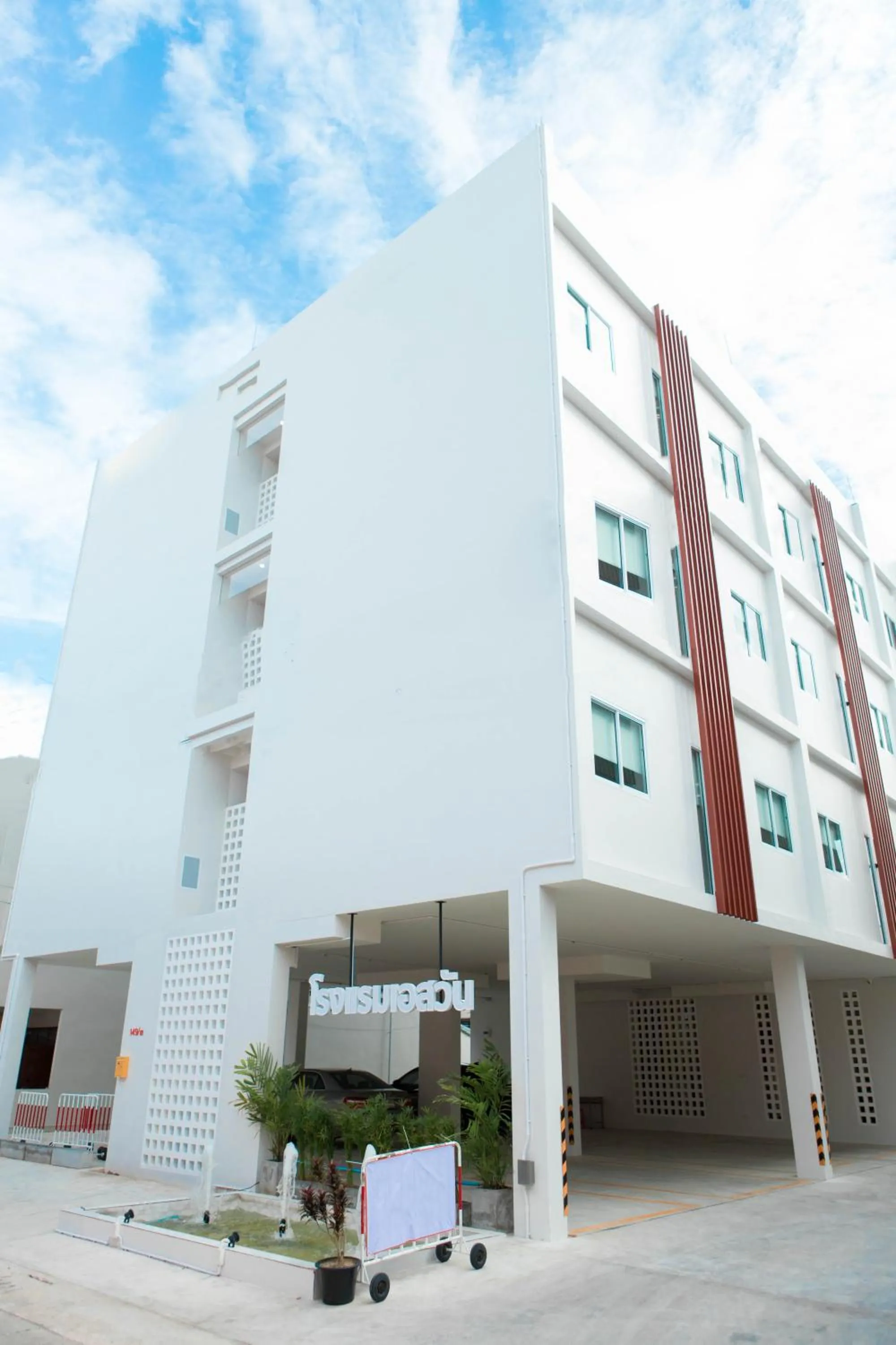 Property building in S1 Trang Hotel
