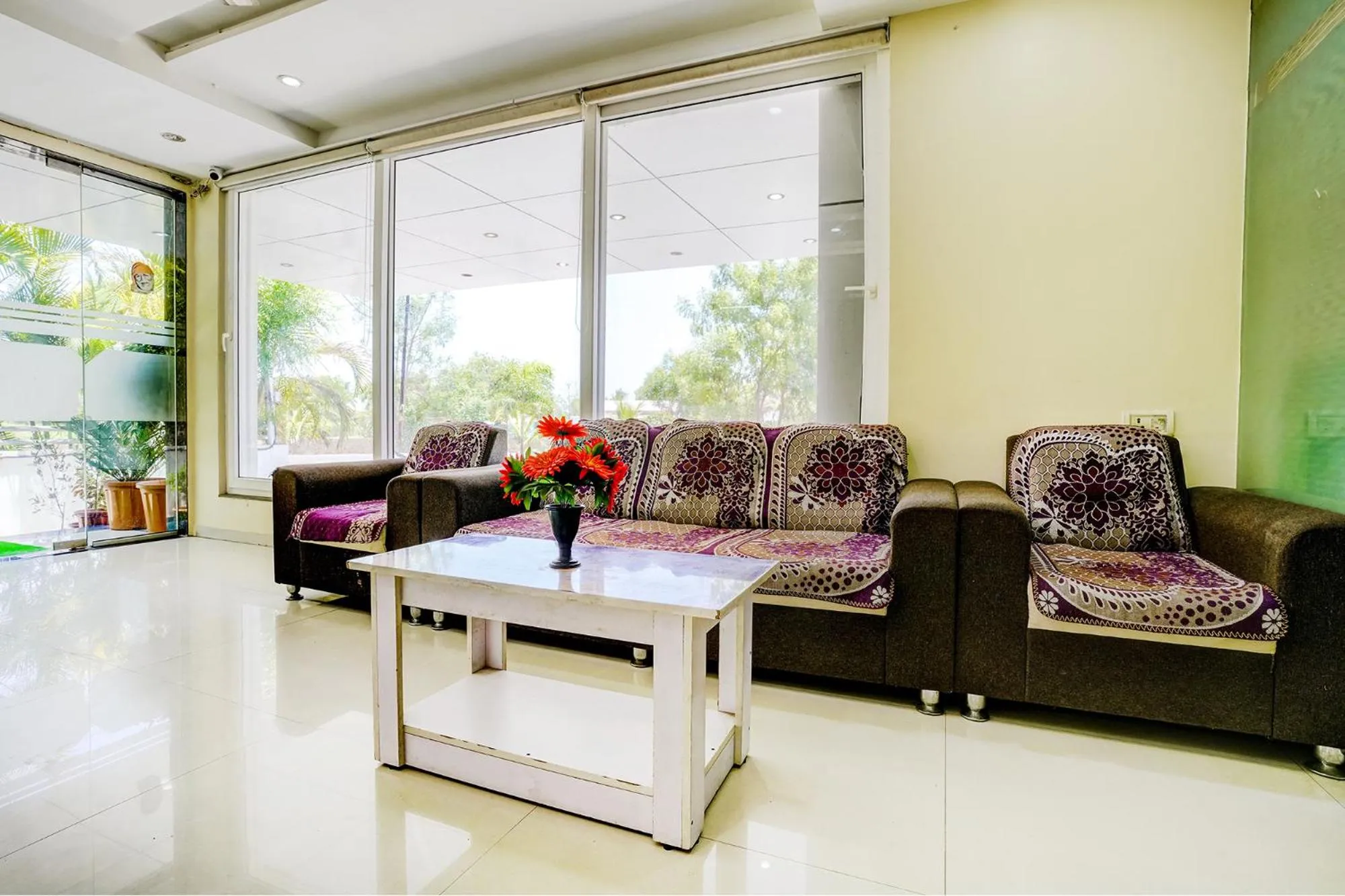 Seating area in FabHotel Sai Govind