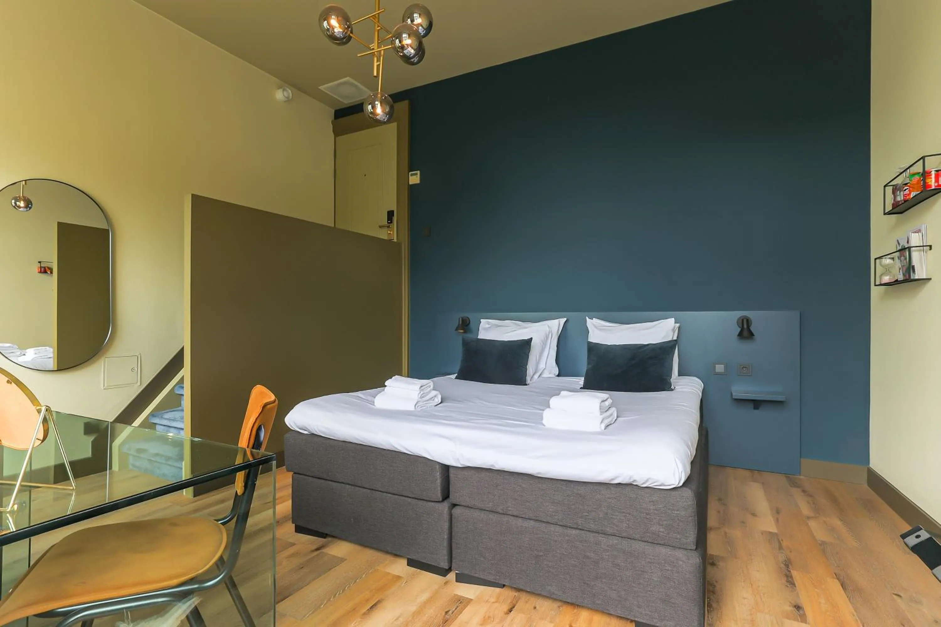 Photo of the whole room, Bed in Hotel Corps de Garde