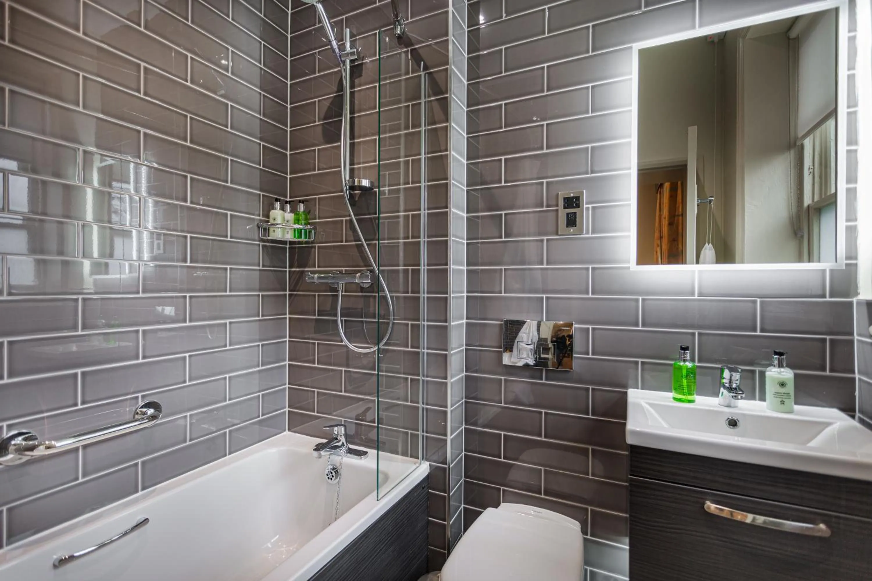 Bathroom in The Wynnstay Hotel, Oswestry, Shropshire - The Coaching Inn Group
