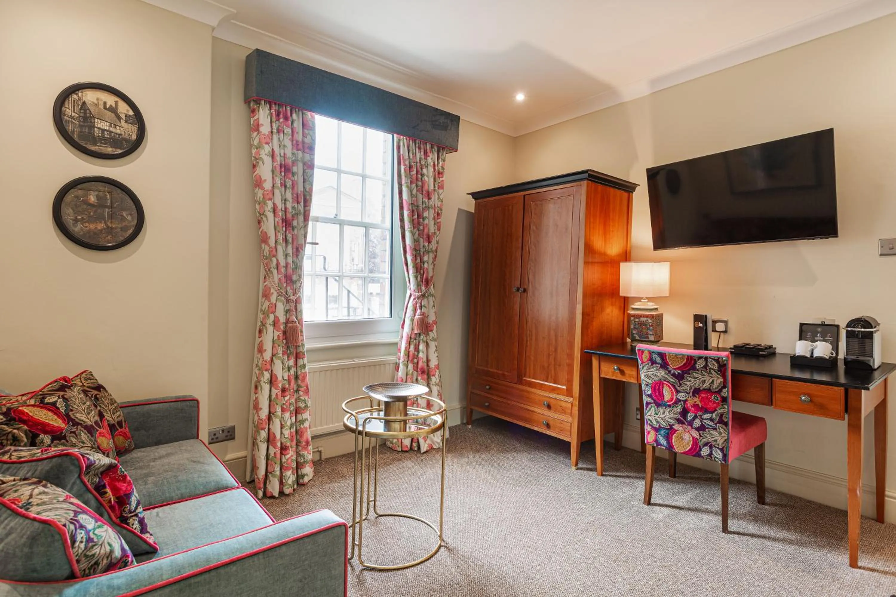 The Wynnstay Hotel, Oswestry, Shropshire - The Coaching Inn Group