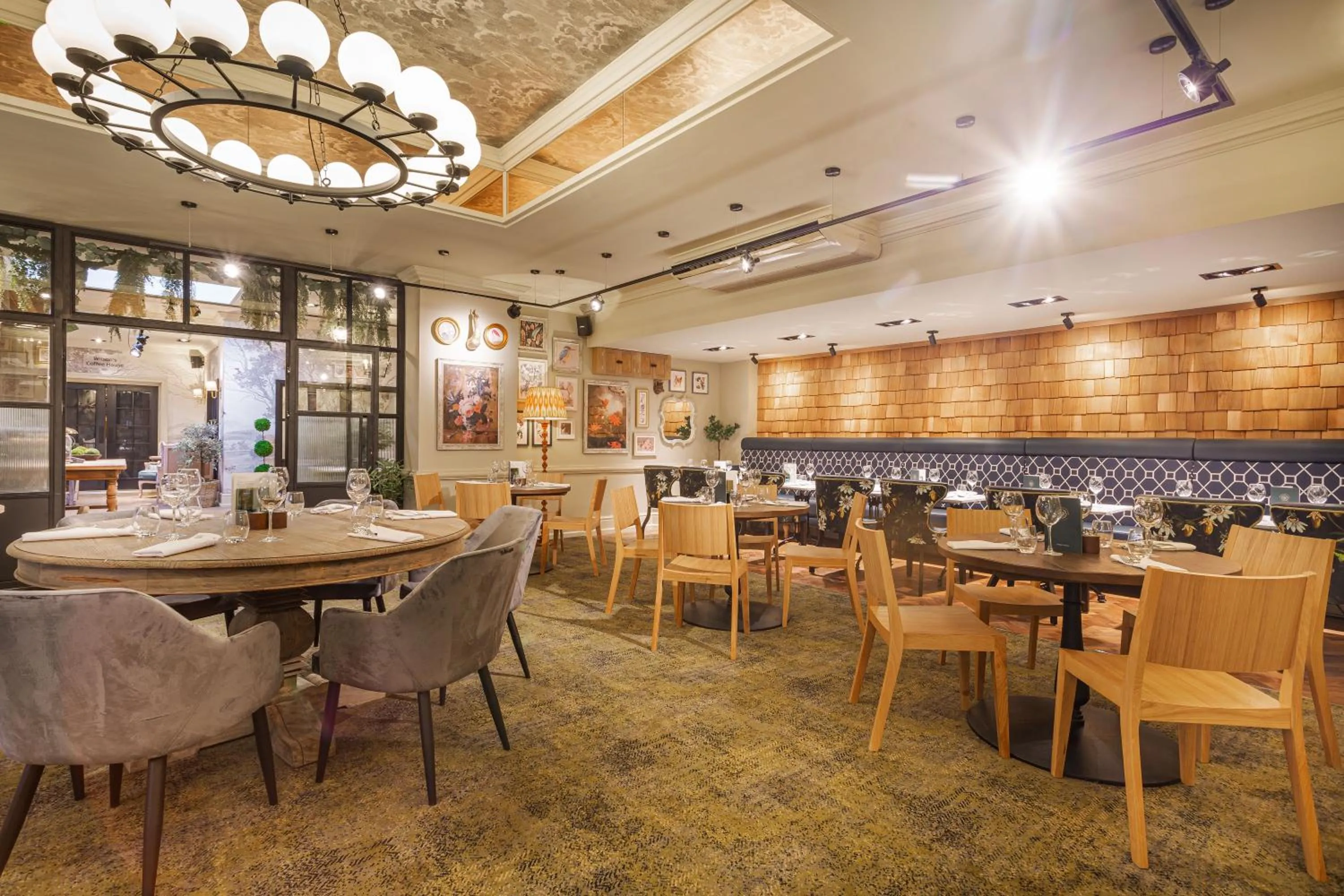 Restaurant/places to eat in The Wynnstay Hotel, Oswestry, Shropshire - The Coaching Inn Group