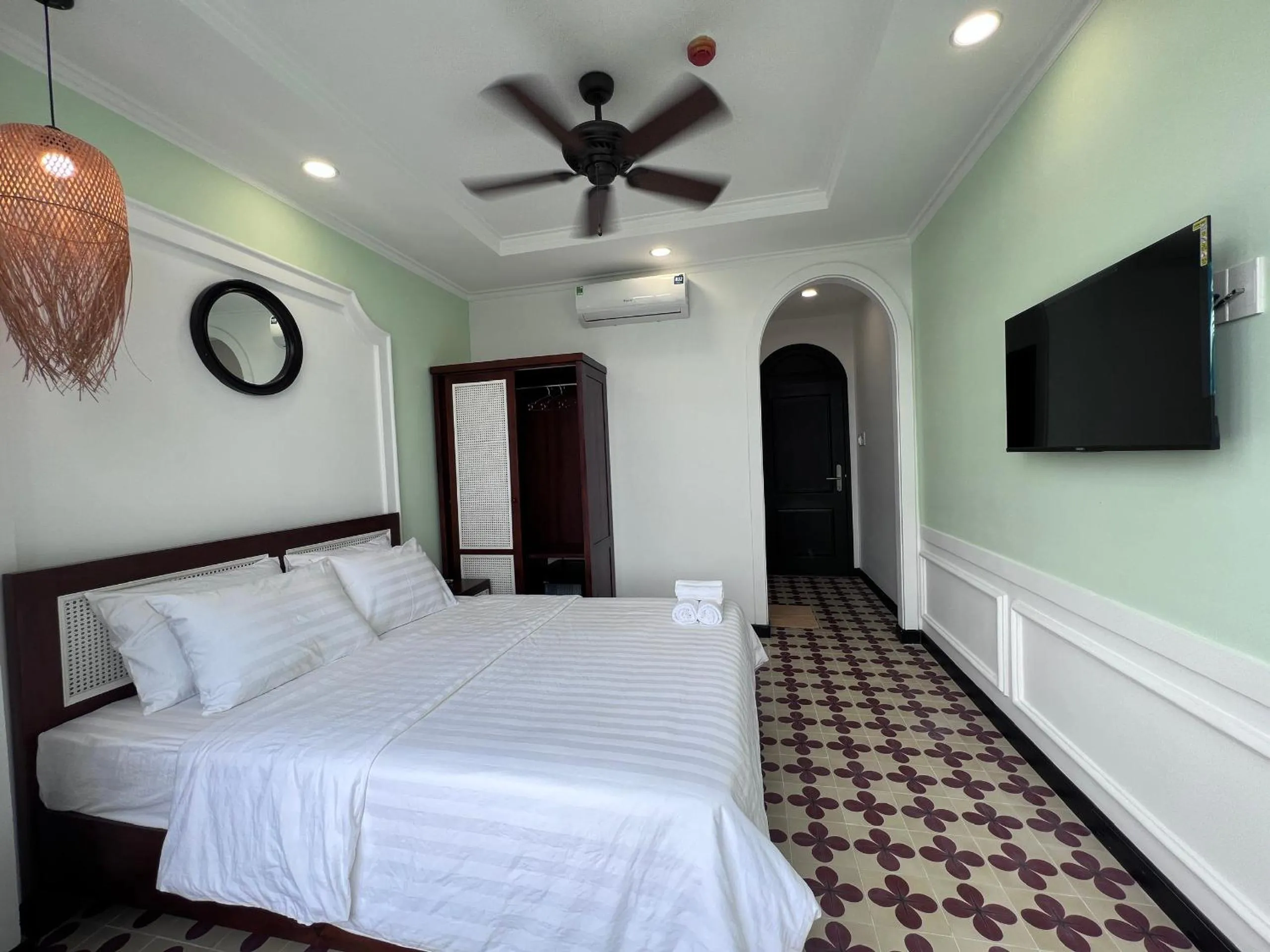 Bed in Wanderlust Hotel