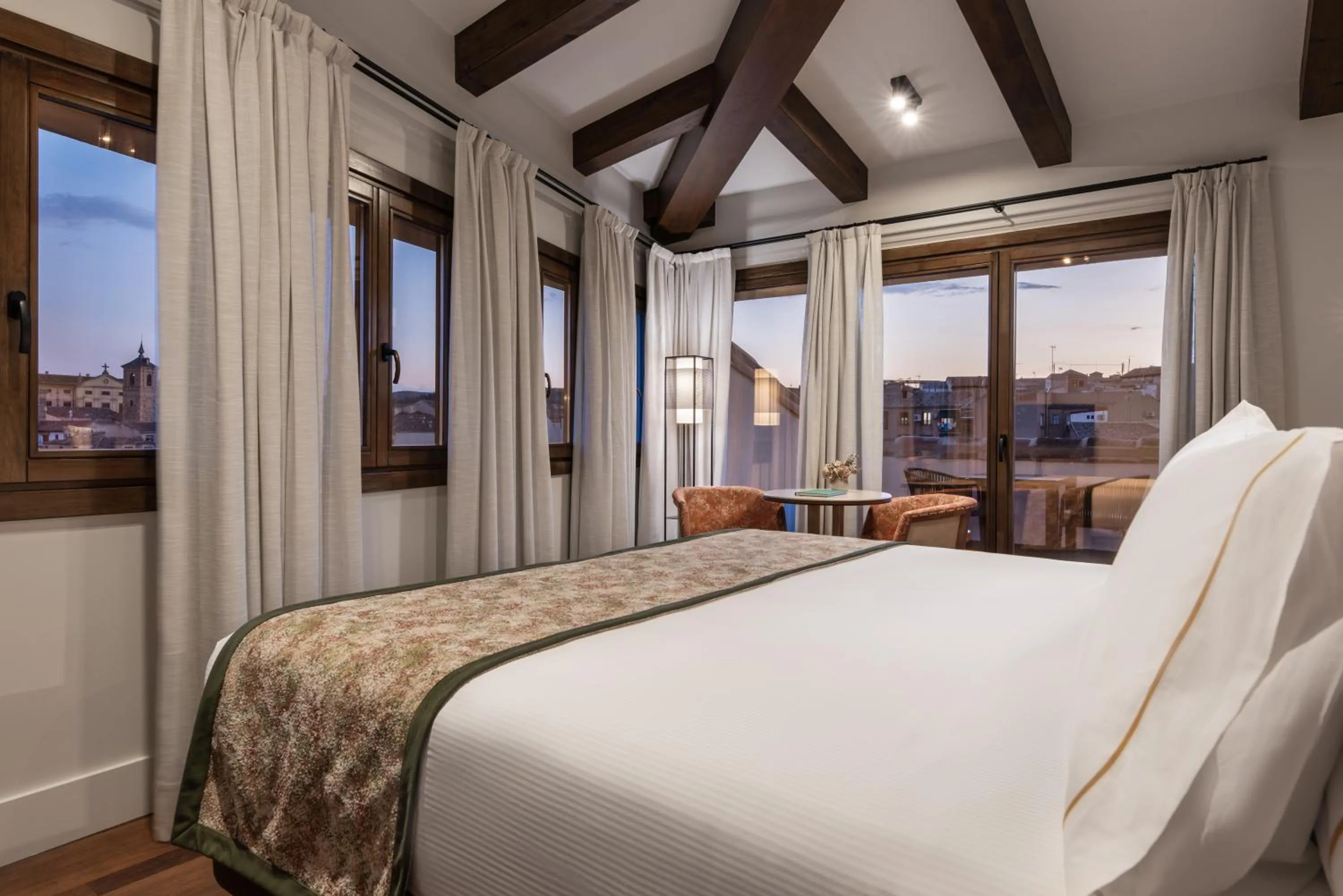 Bedroom, Bed in Áurea Toledo by Eurostars Hotel company