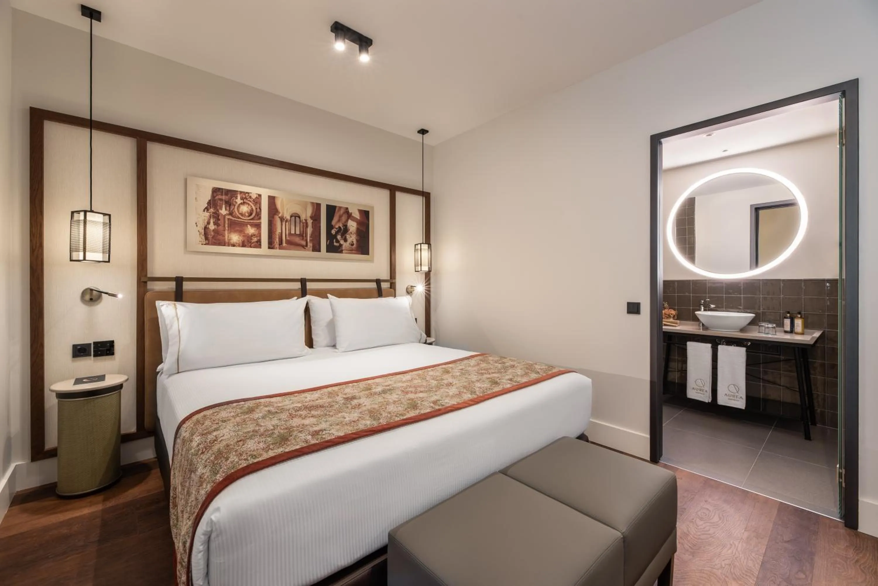 Bedroom, Bed in Áurea Toledo by Eurostars Hotel company
