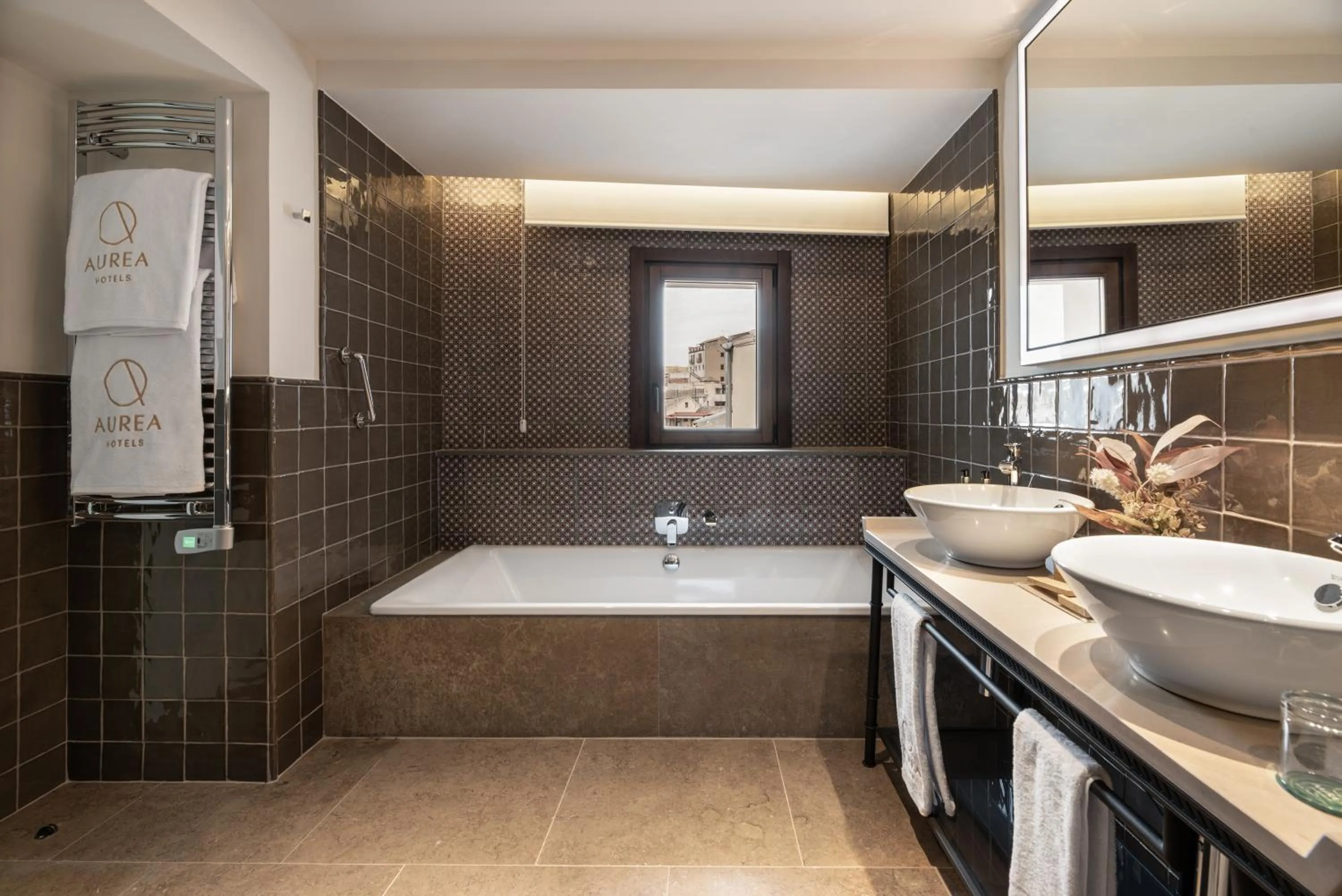 Bathroom in Áurea Toledo by Eurostars Hotel company