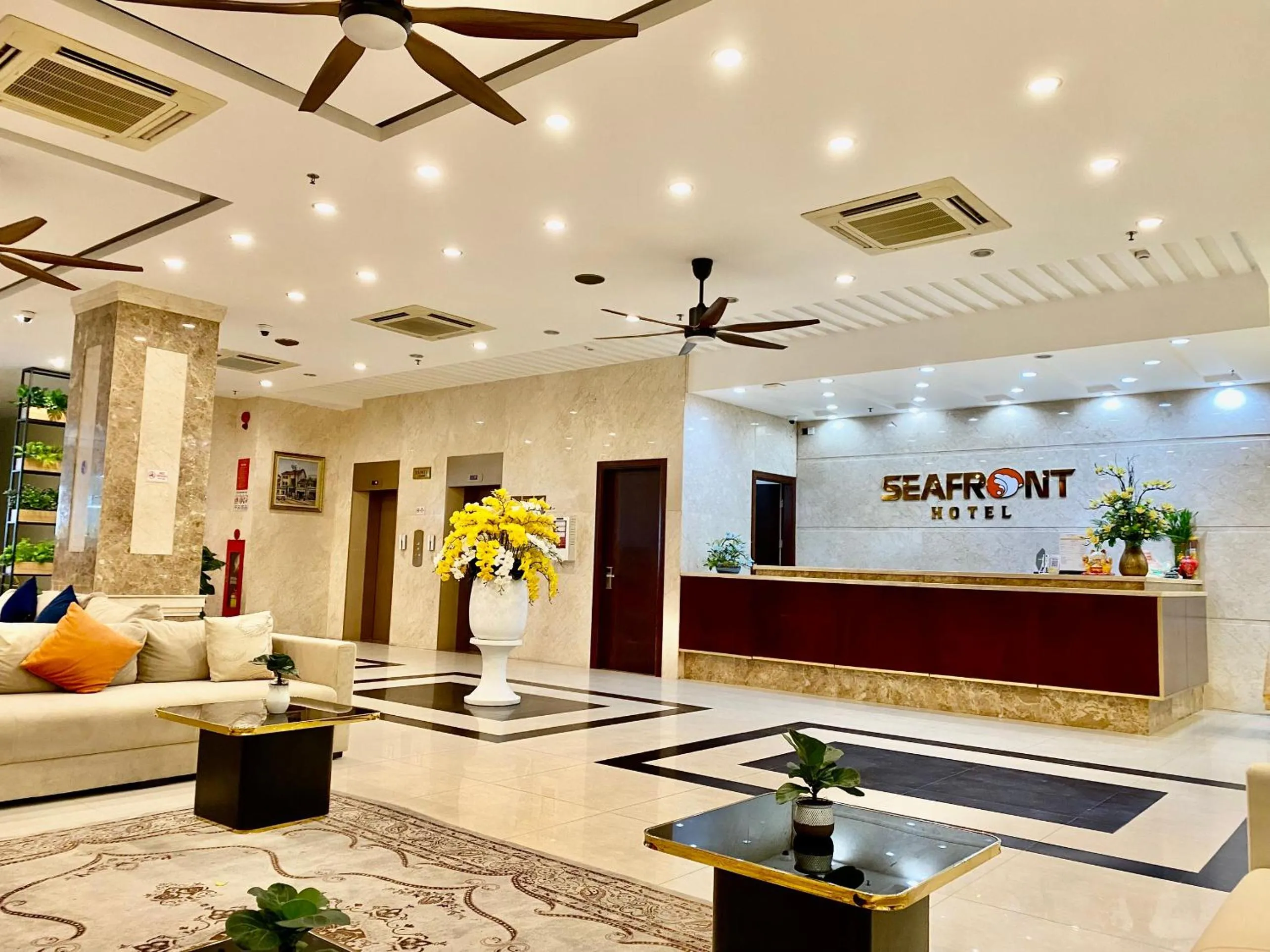 Lobby or reception in SeaFront Hotel DaNang