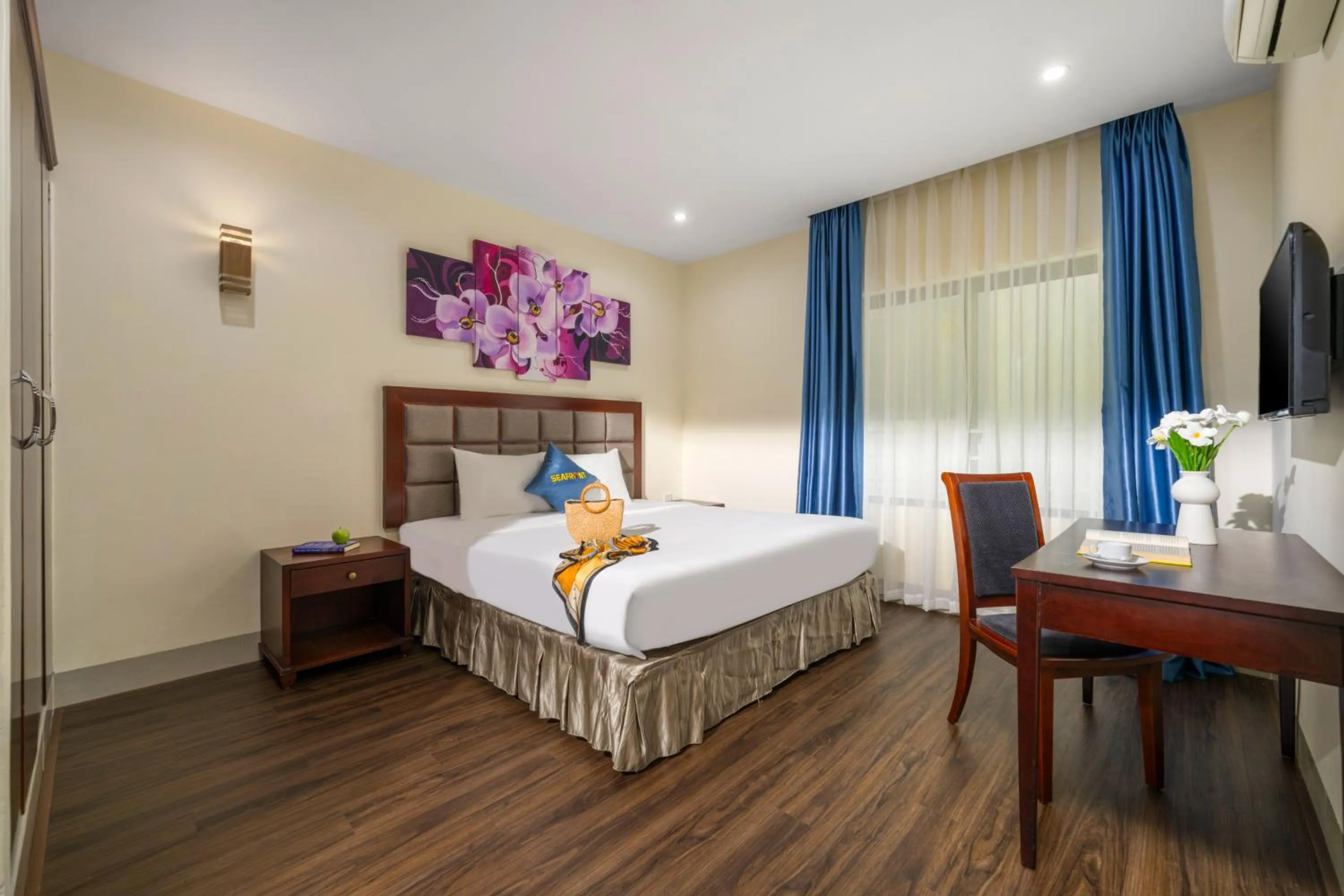 Bed in SeaFront Hotel DaNang
